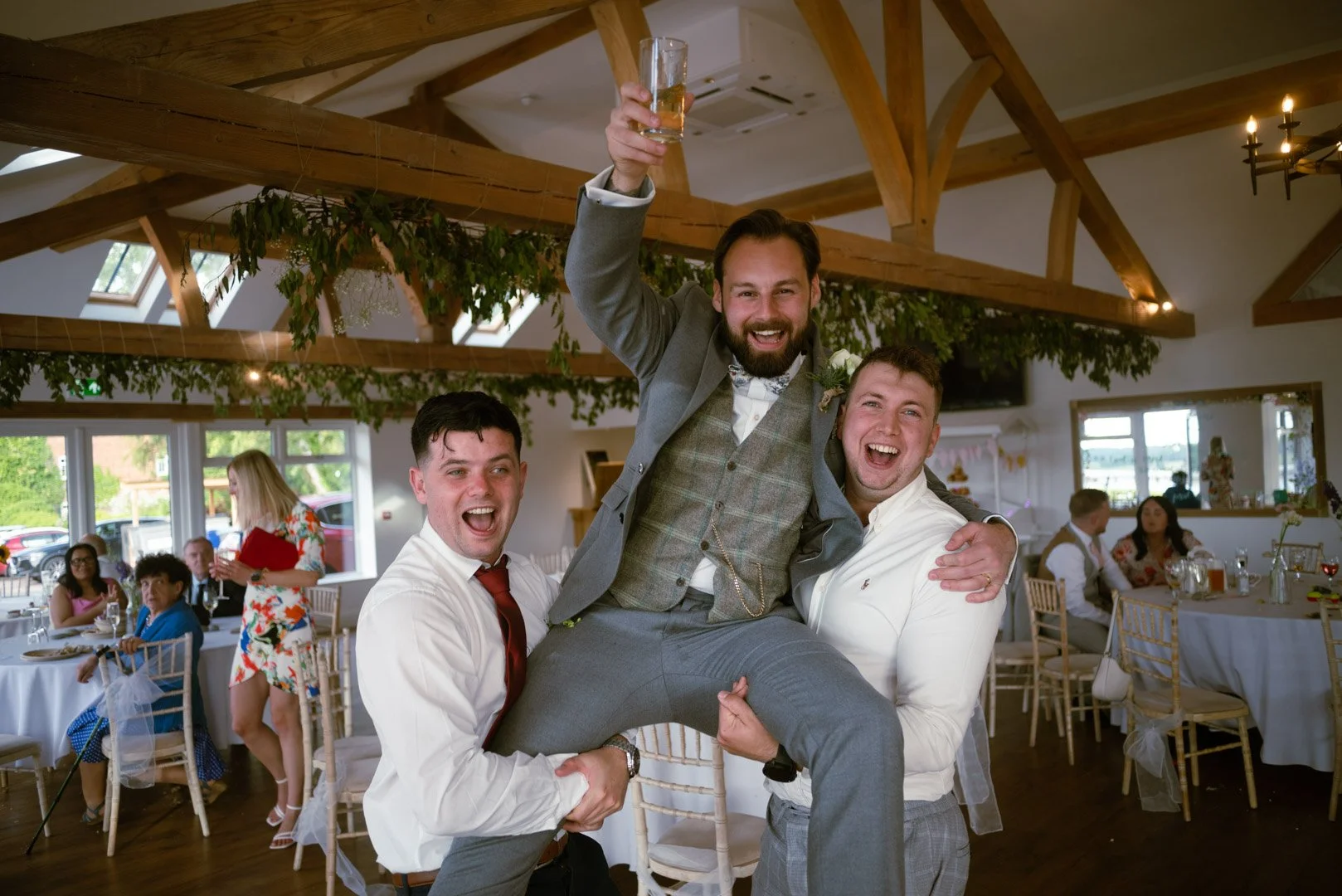 8 Things You Need To Know About Your Wedding Photographer