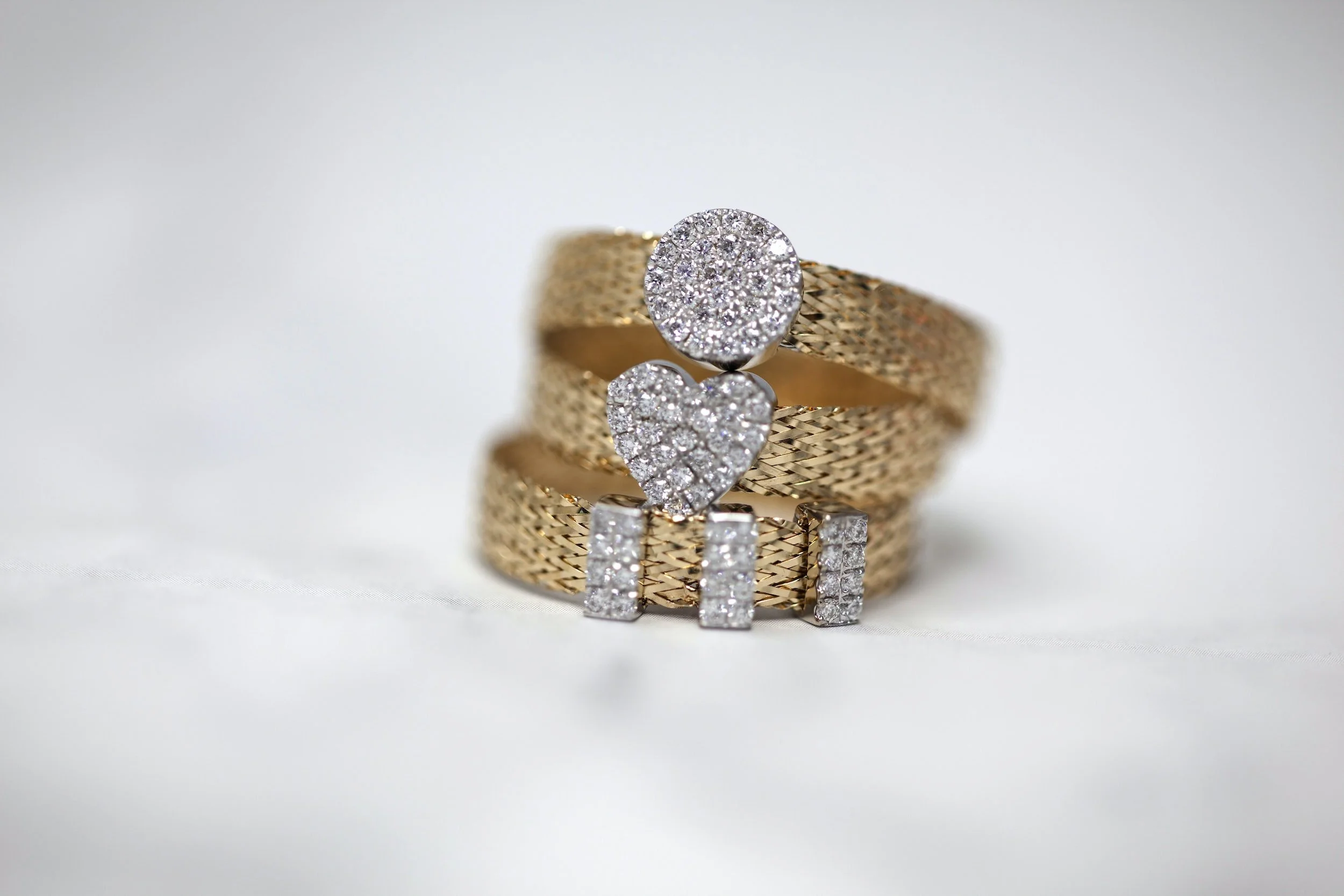 Everlasting Love: Say I Do To Eternity Wedding Bands For Women
