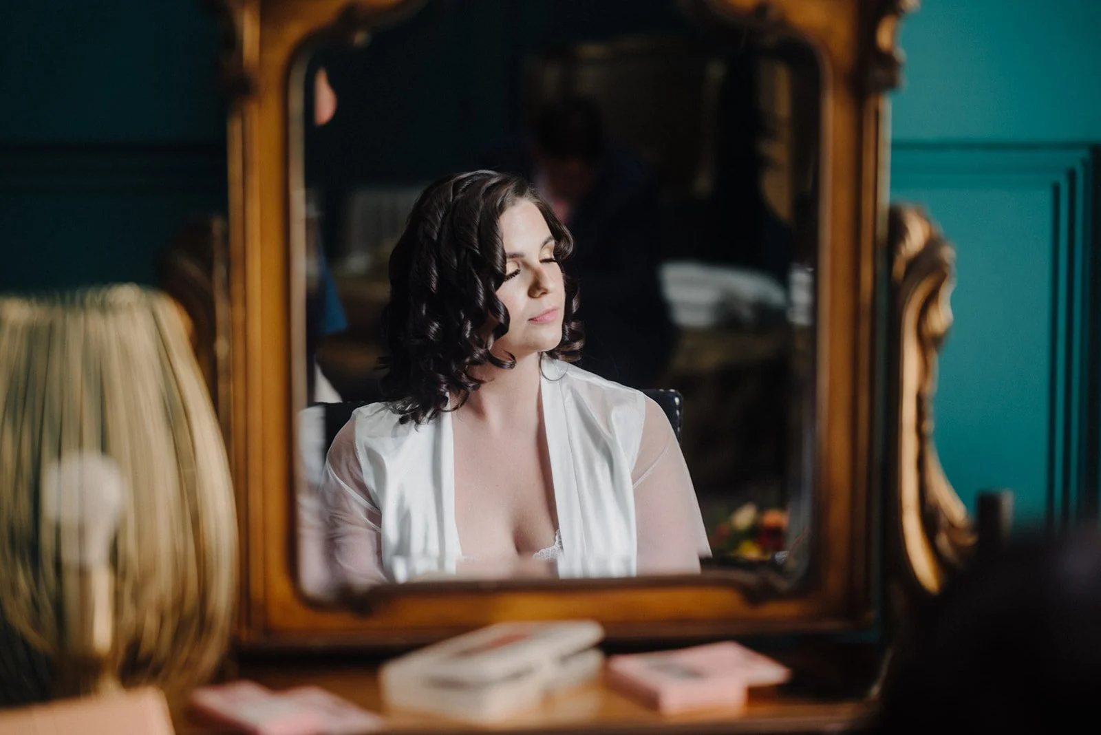 mirror bridal prep