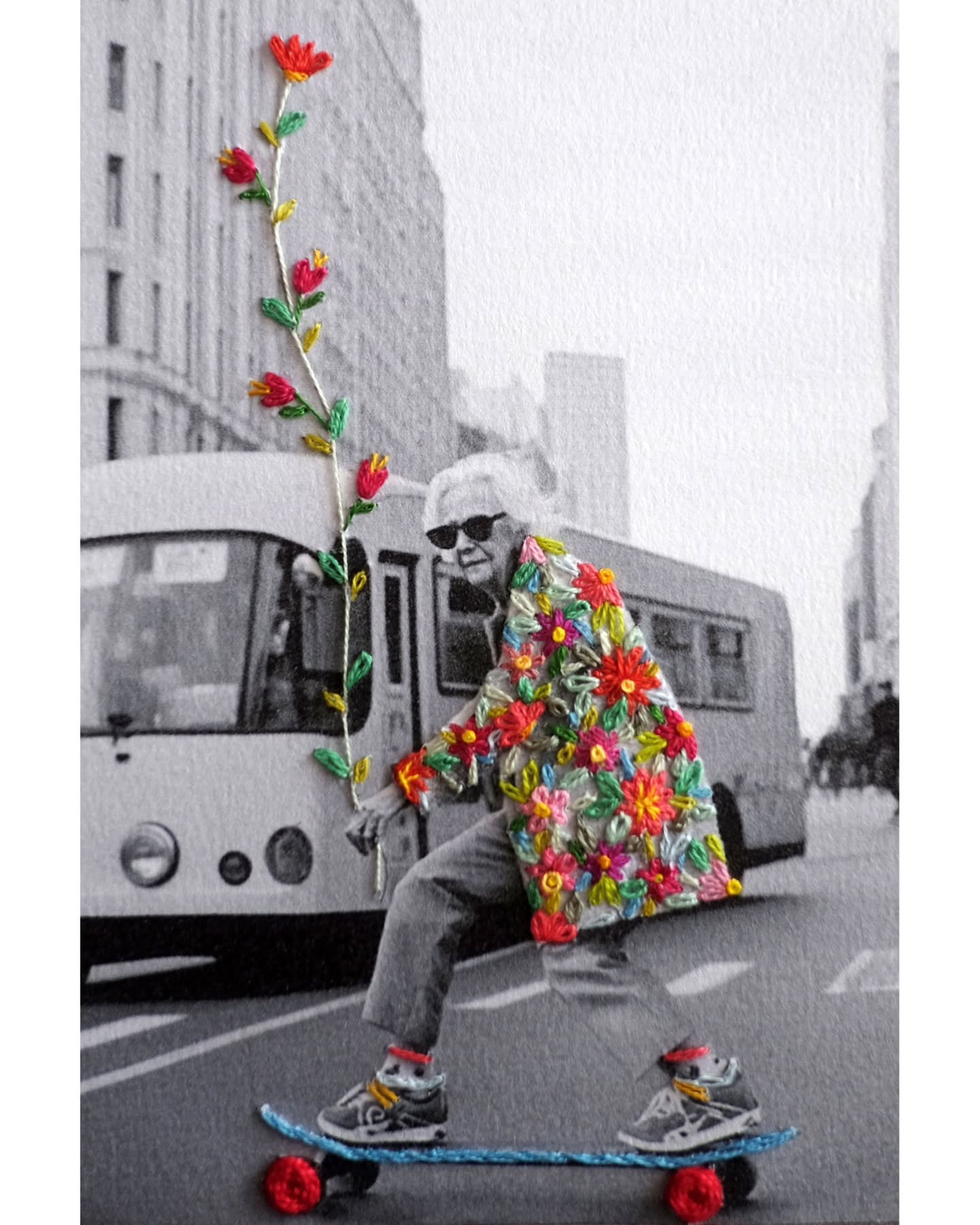 Tu vois cette photo ?

Elle aurait pu rester dans un t&eacute;l&eacute;phone.
Comme des centaines d&rsquo;autres.
Regard&eacute;e une fois.
Puis oubli&eacute;e.
Moi, je fais l'inverse,je la sors du neant ,je l'imprime sur du papier aquarelle et je  v