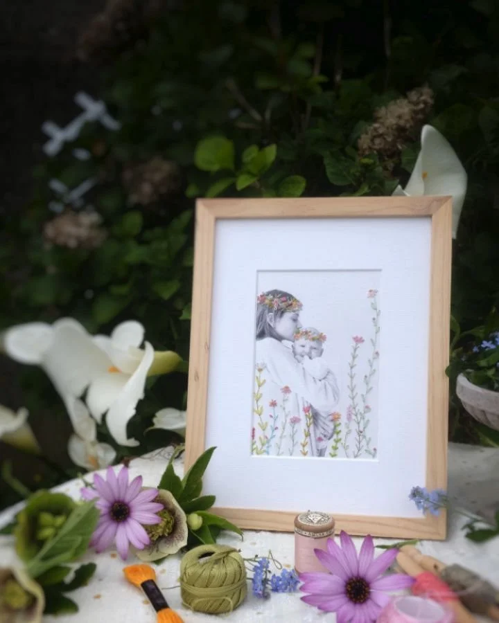 Tu as s&ucirc;rement, quelque part, des photographies de ta famille. Une petite collection silencieuse, rang&eacute;e avec soin &mdash; ou pas &mdash; mais dont tu sais tr&egrave;s bien lesquelles comptent. Celles o&ugrave; tout n&rsquo;est pas irr&e