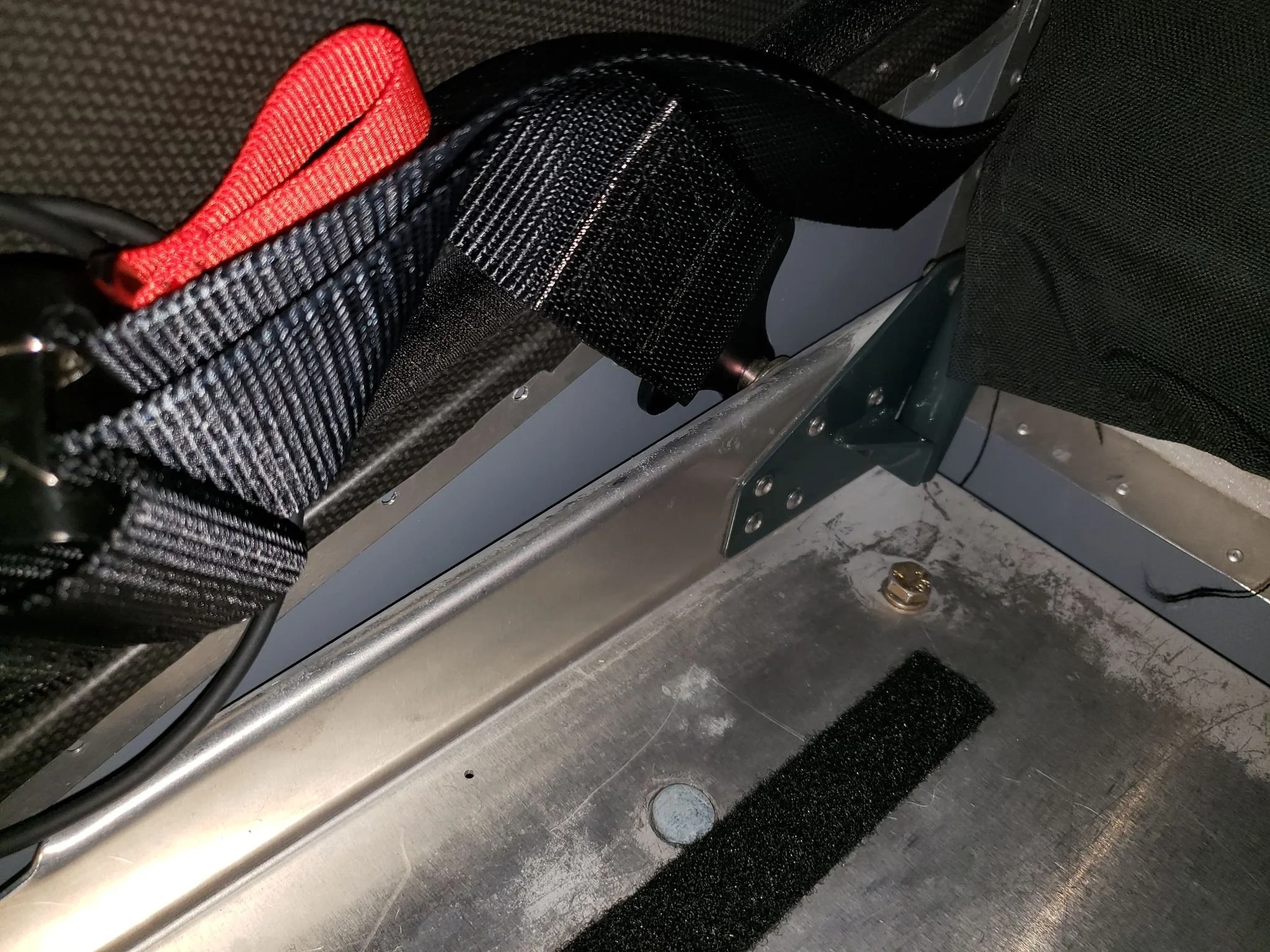seatbelt2.jpg