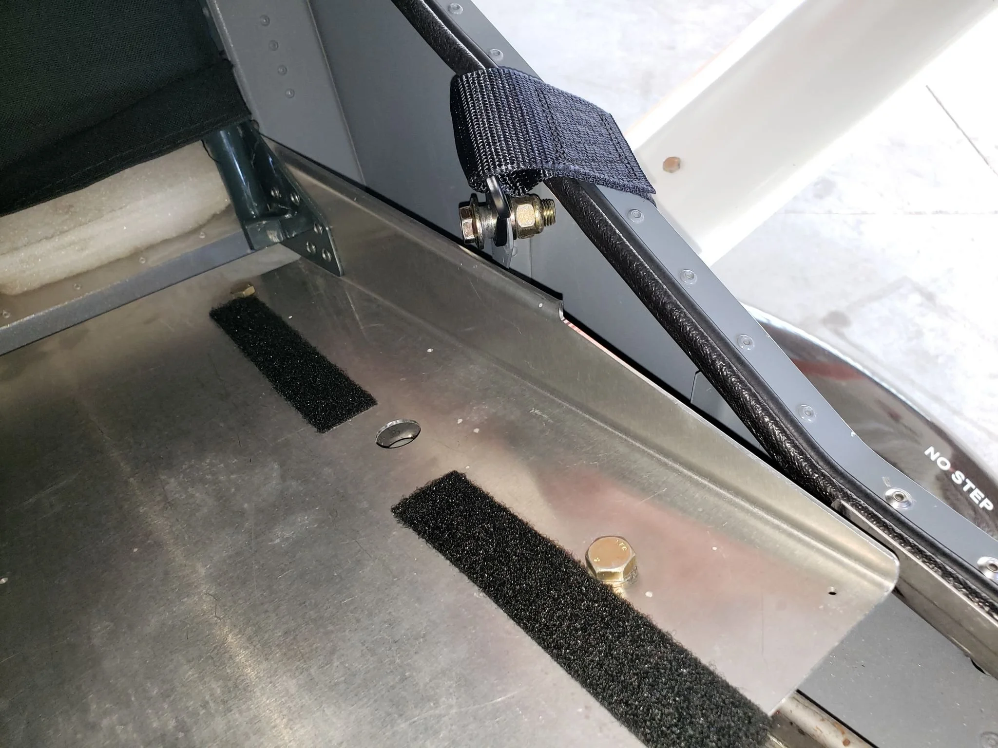 seatbelt.jpg