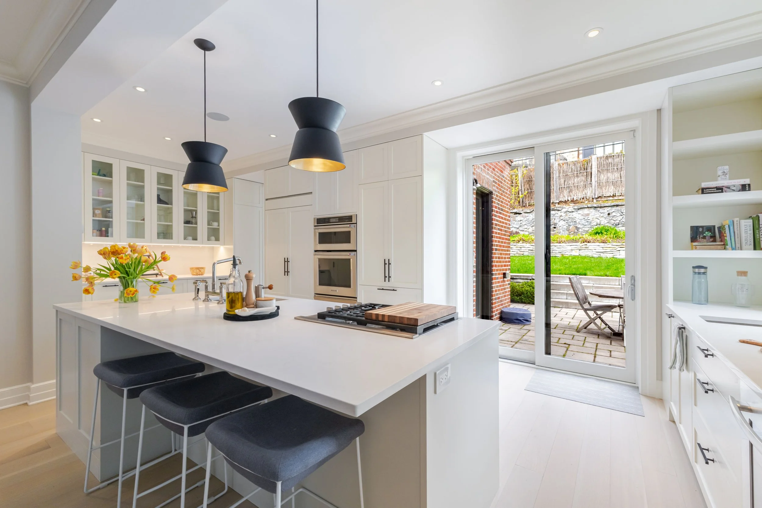 765UpperBelmont-Westmount-12.jpg
