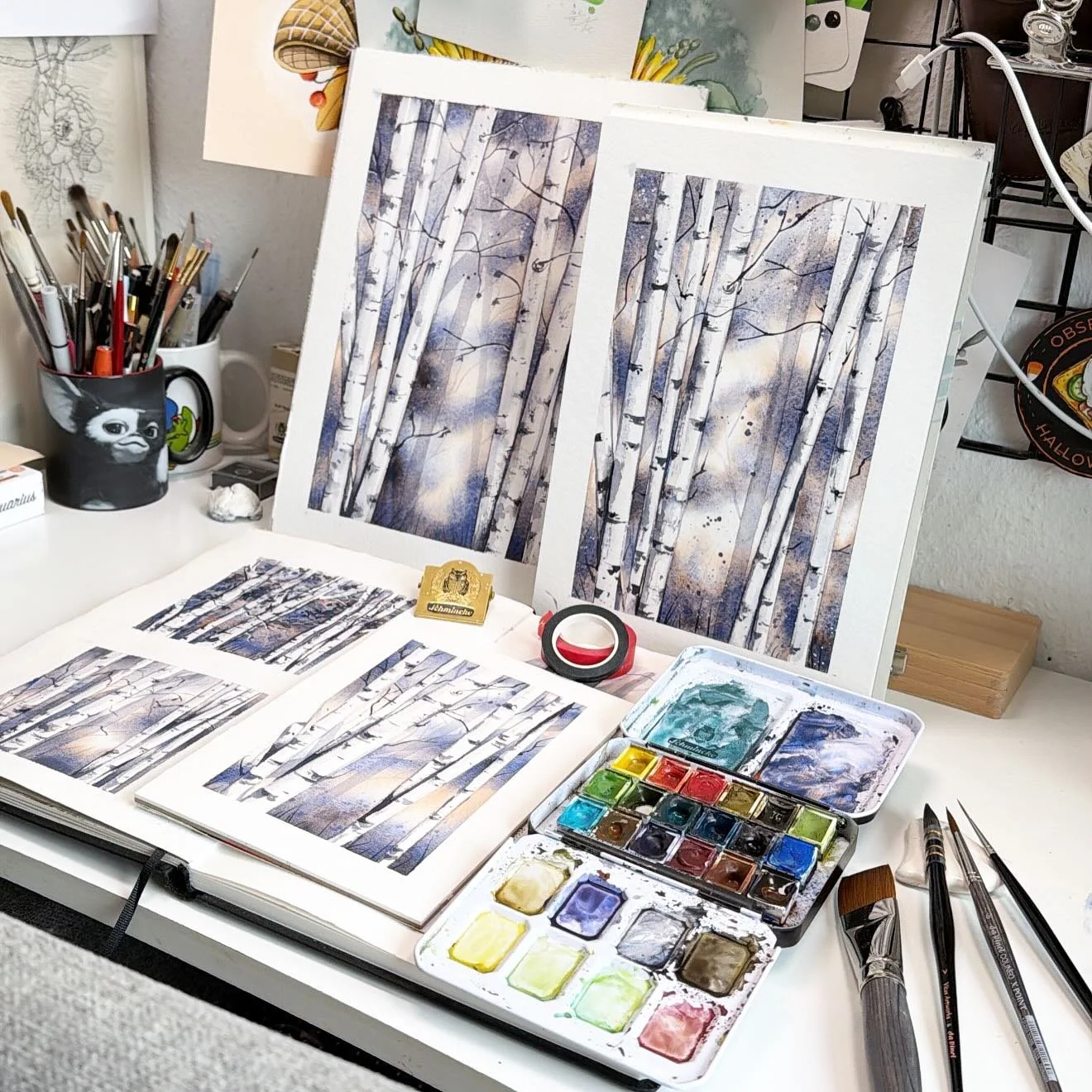 🍂 🧡 In meinem letzten Livestream am Samstag haben wir dieses wundersch&ouml;nen Birkenwald 🌳 mit nur einer supergranulierenden Aquarellfarbe von @schmincke_official dem Tundra Violett aus unser Sonderedition Gustavson gemalt.

Du hast den Stream a