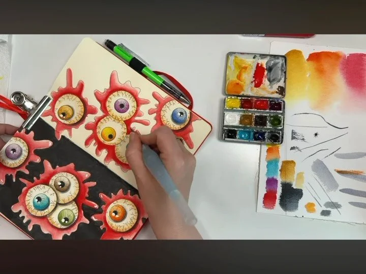 Bereit für Halloween? 👻 Ich zeige dir auf YouTube, wie du mit wenig Aufwand und dem kleinsten @schmincke_official Malkasten der Welt diese mega gruseligen Augen in Aquarell malst. Perfekt für schnelle, schaurige Kunst! 🎃 
Link zu unserem