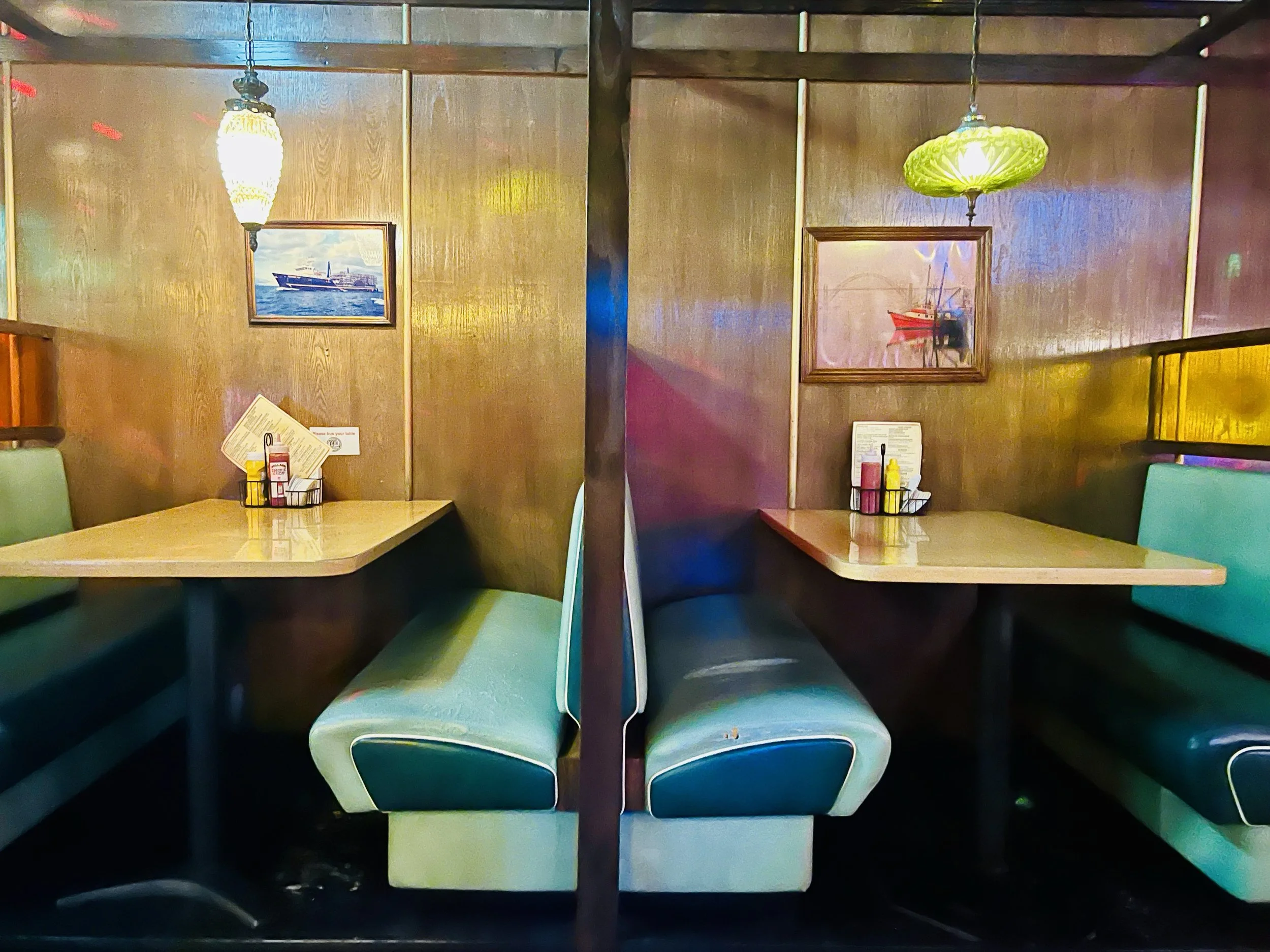Ballard dive bar.jpg
