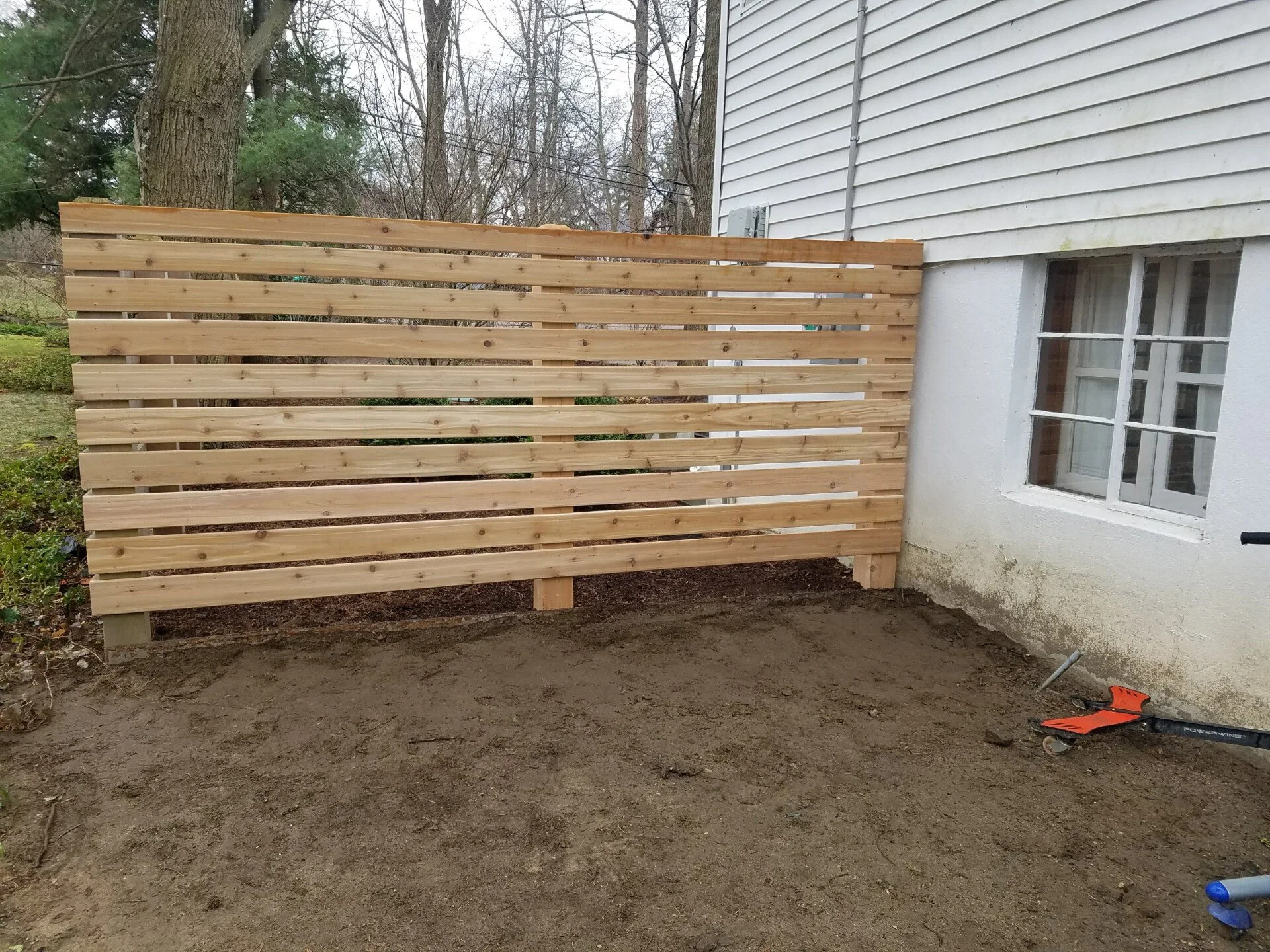 2-6'high red cedar horizontal fencing 
