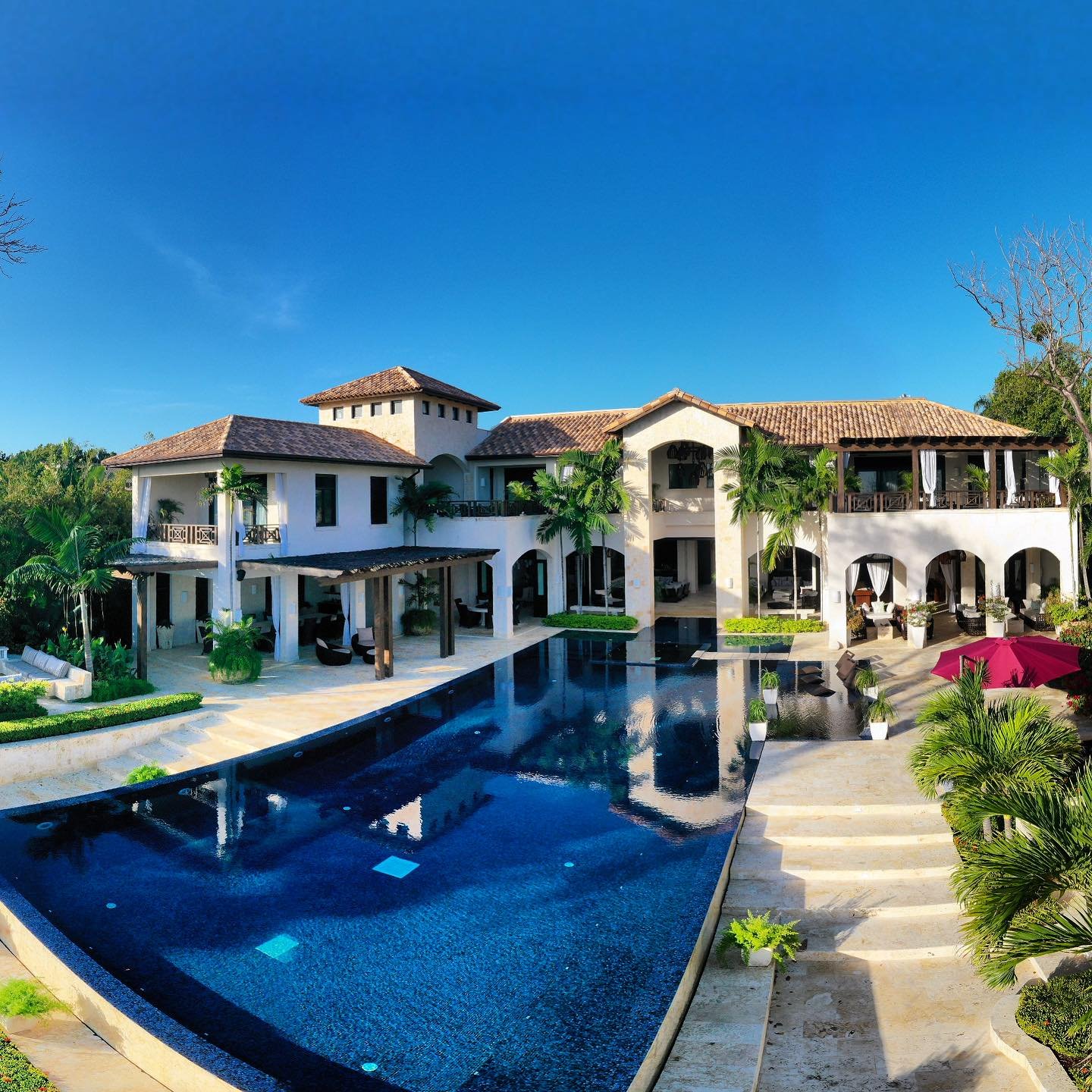 See it here:
https://www.confessionofadronepilot.com/previous-projects/gdcz8vscmbnlooe69zenlfjtpnjx5r