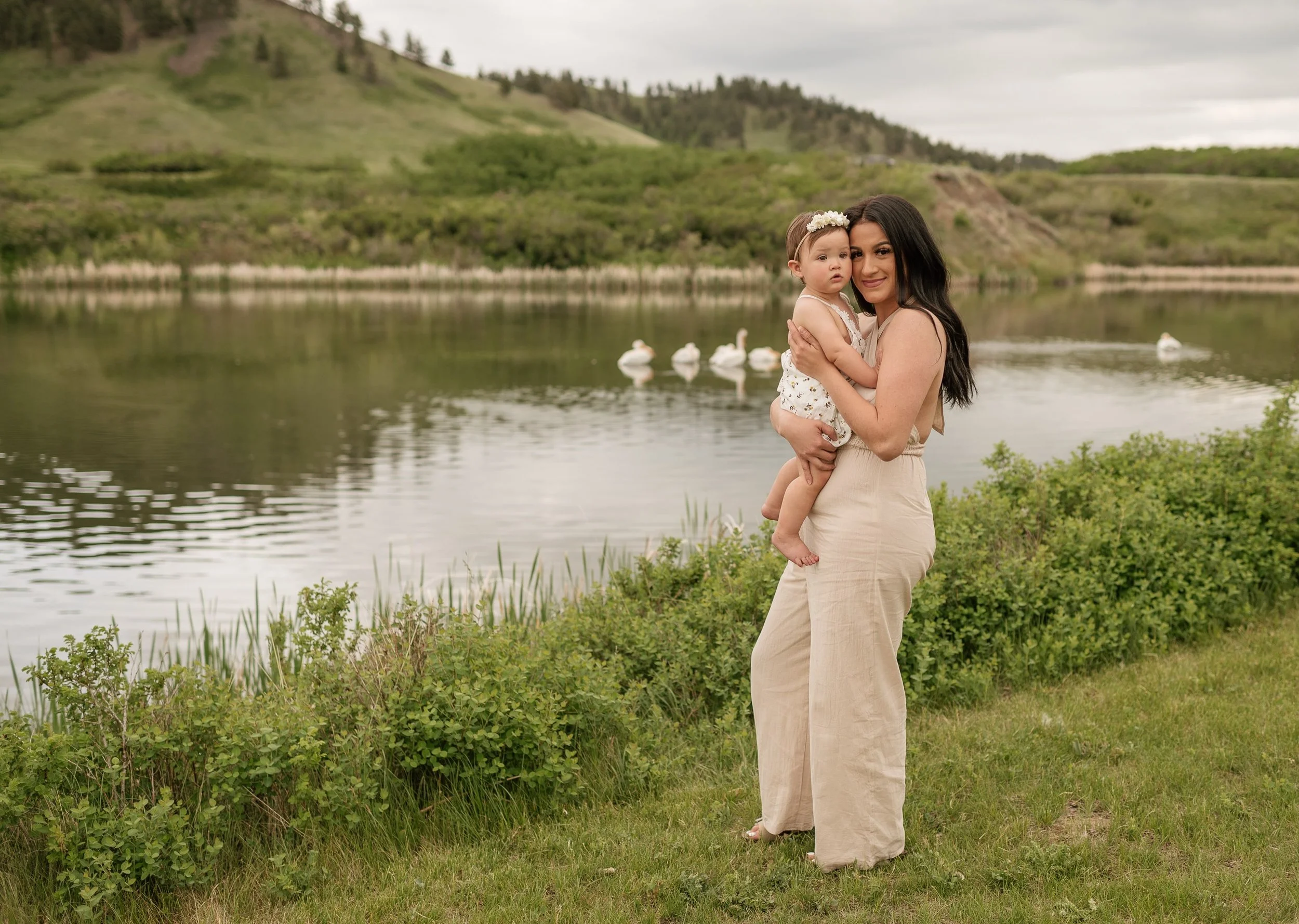 The sweetest mother and daughter session I&rsquo;ve ever done😍