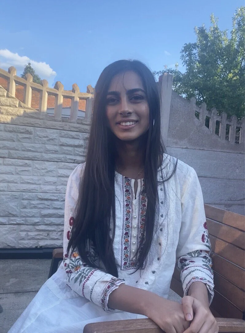 E46A94D0-5EF3-4F99-A618-F0BD15B664B0 - sheema c.jpeg