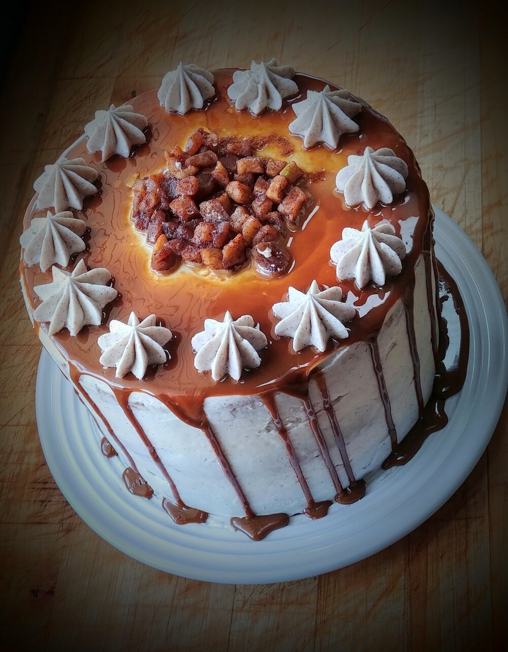 Apple pie cake.jpeg