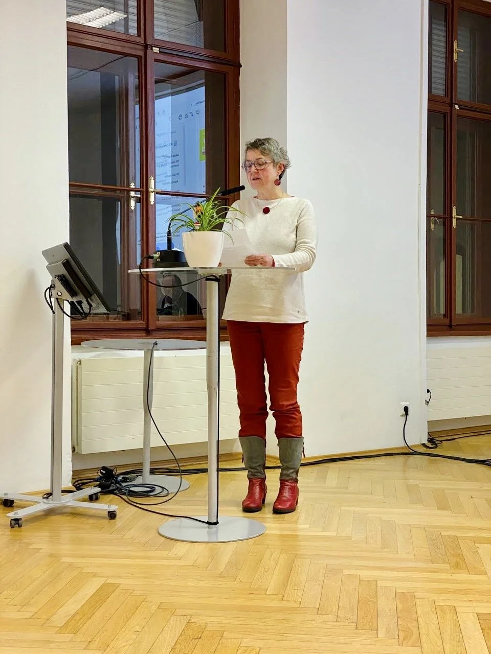 Adelheid beim Antrag zu Moria