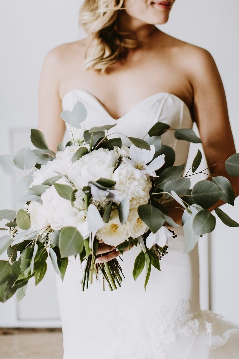 garden bridal bouquet.jpg