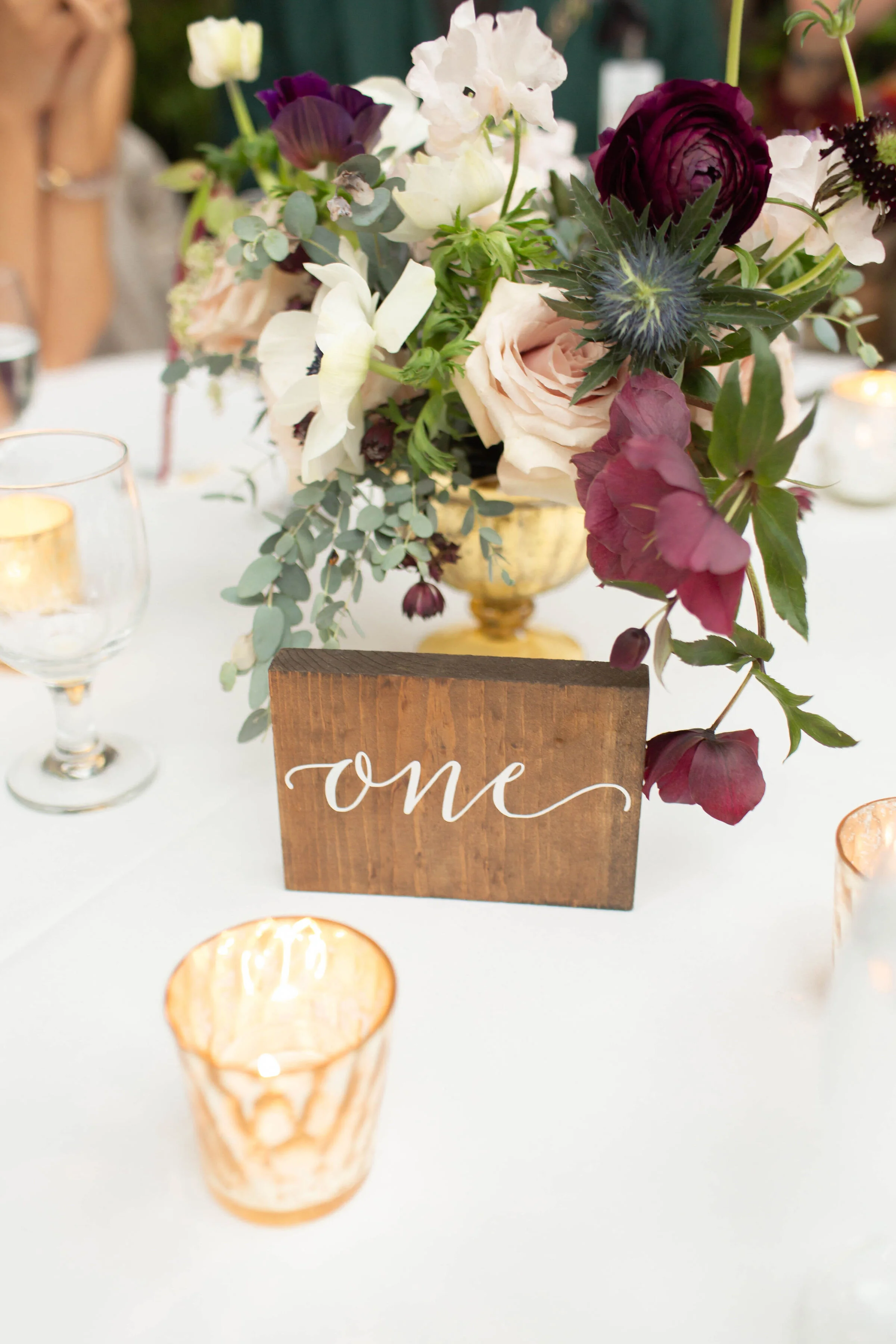 Wine Color & Blush Wedding Centerpiece and Decor.  These wedding flowers would be perfect for a Sonoma wedding, Napa wedding, or Bay area Wedding.  The perfect California Wedding in March.  Burgundy, Wine Color and Blush Wedding Flowers.  Flowers Pro