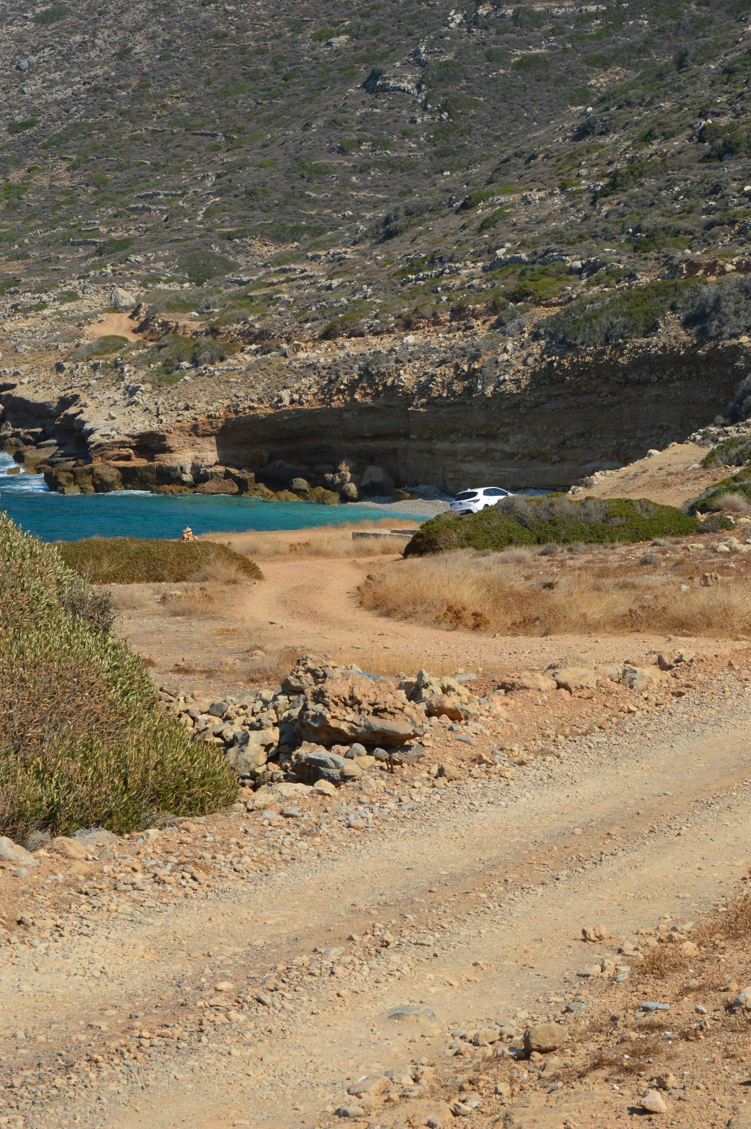 Patsavra-beach-vlychadia-area-crete-remote-beach-crystal-water (2).JPG