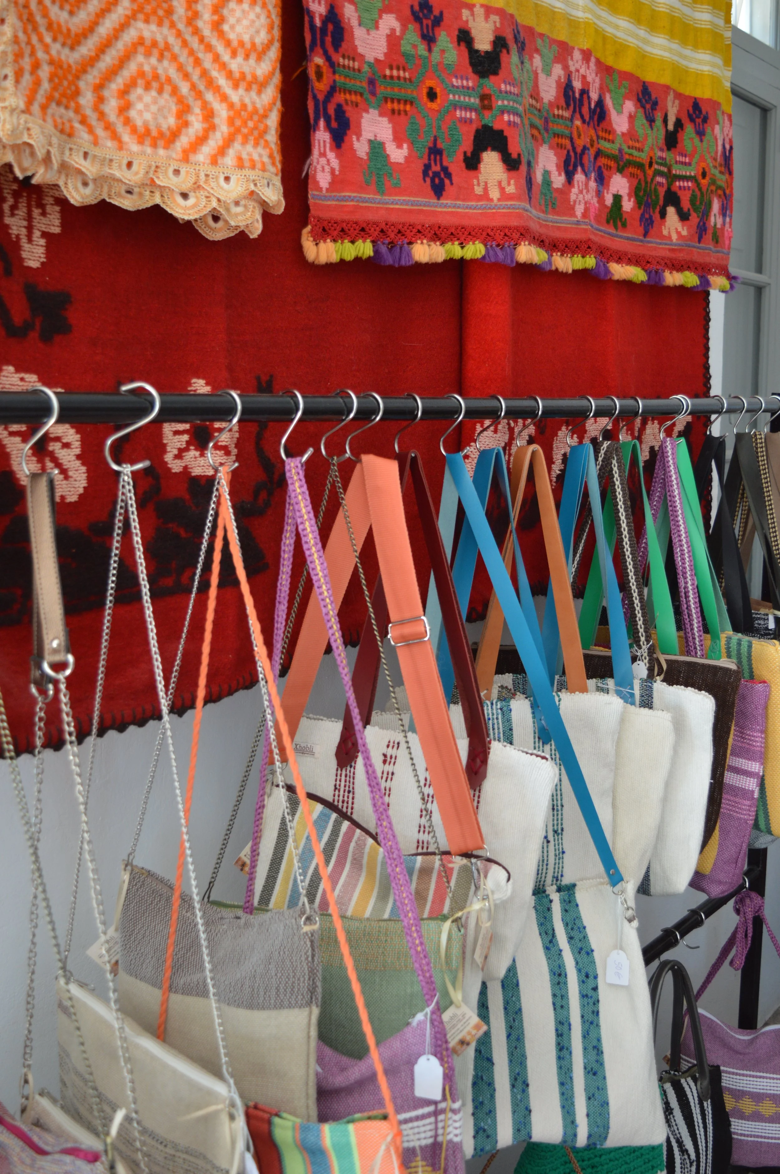 Kritsa-&-Kroustas-Village-Loom-Workshop-&-Agios-Nikolaos-Experience (21).JPG