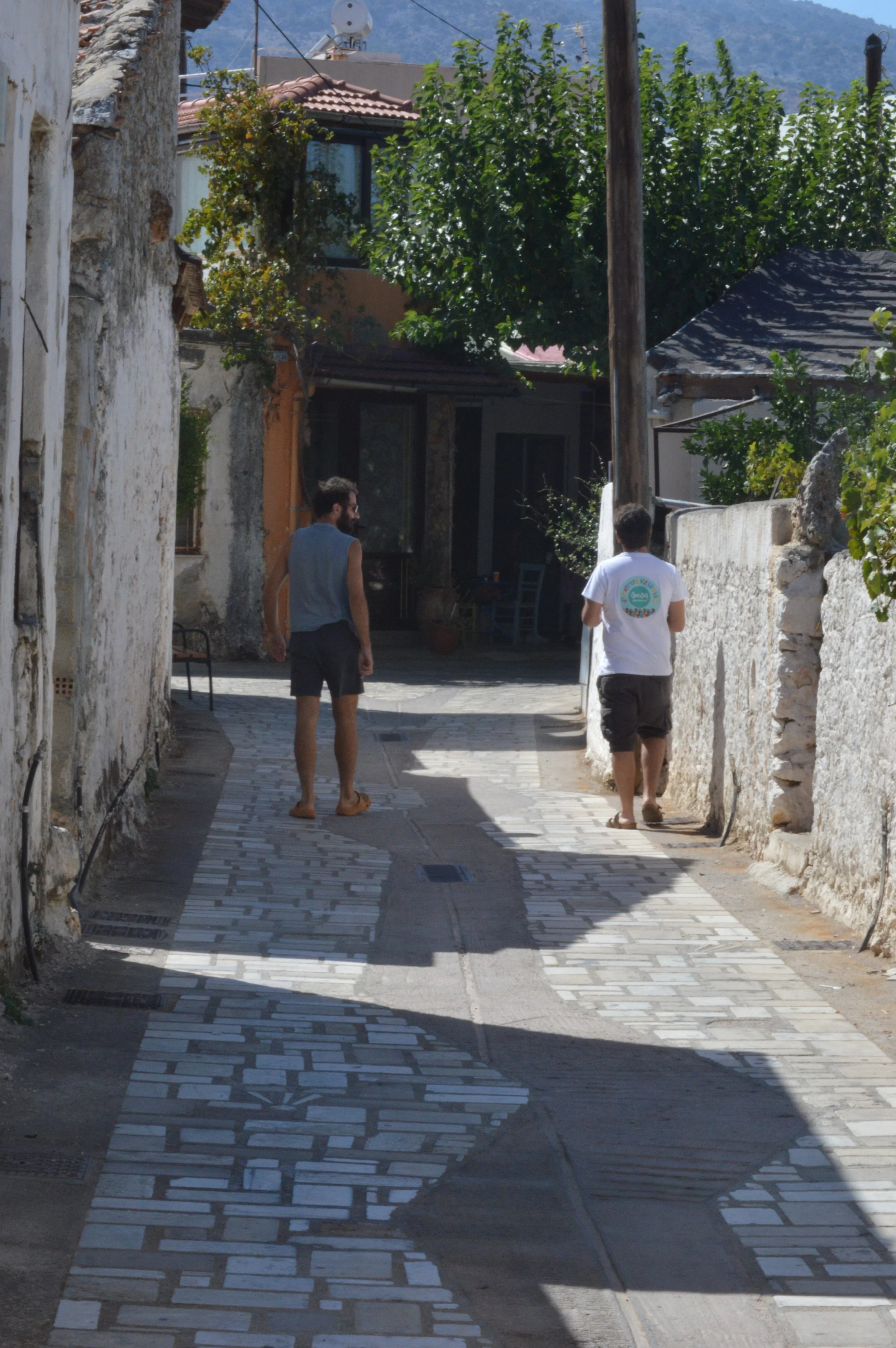 Kritsa-&-Kroustas-Village-Loom-Workshop-&-Agios-Nikolaos-Experience (38).JPG