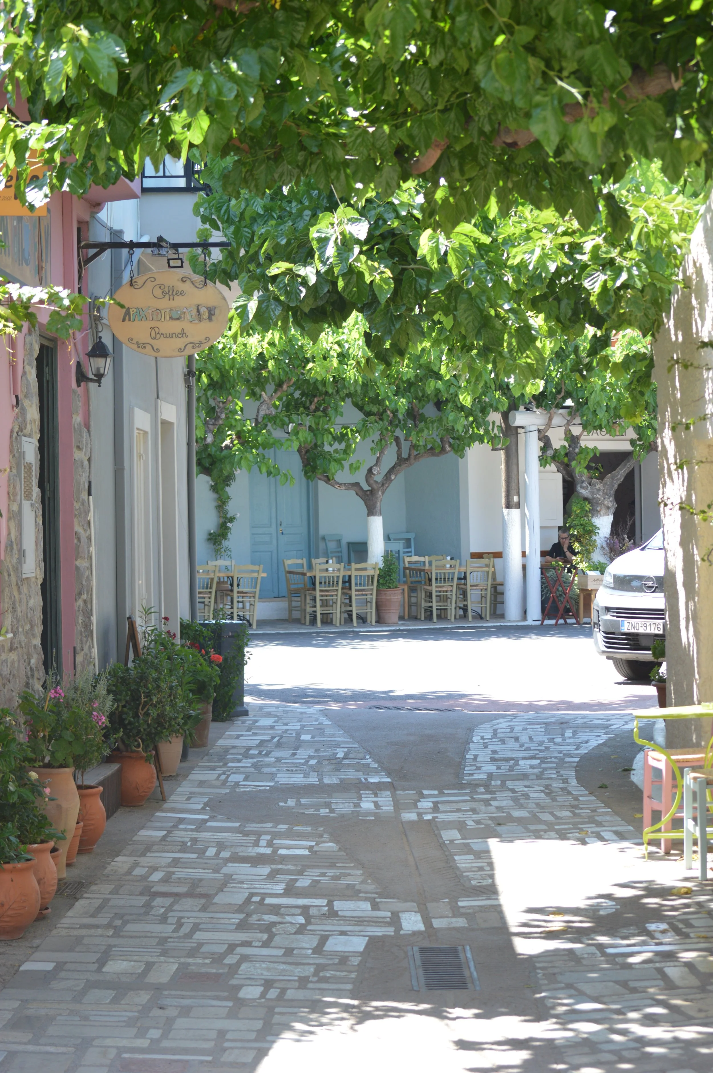 Kritsa-&-Kroustas-Village-Loom-Workshop-&-Agios-Nikolaos-Experience (11).JPG