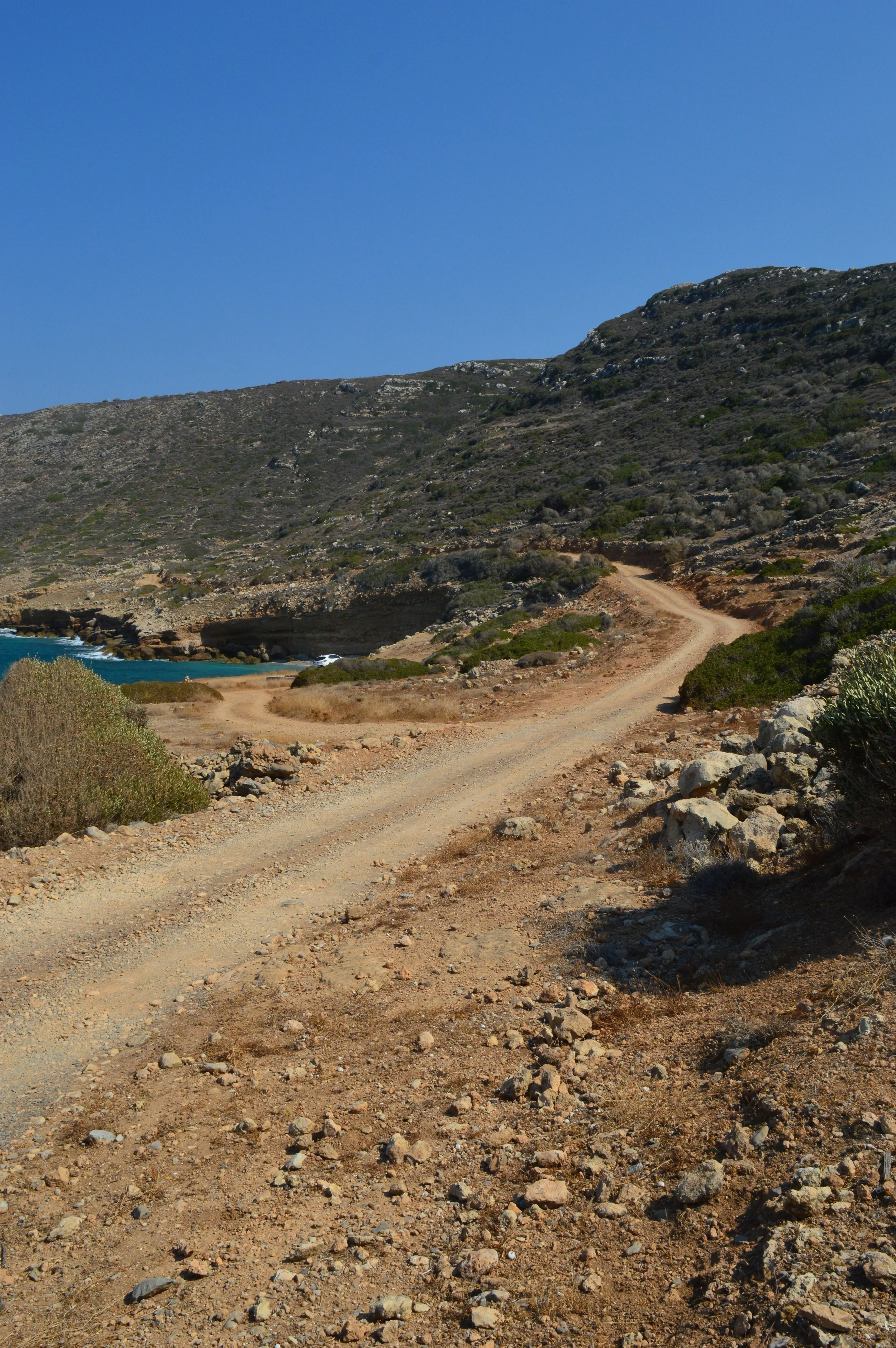 Patsavra-beach-vlychadia-area-crete-remote-beach-crystal-water (3).JPG