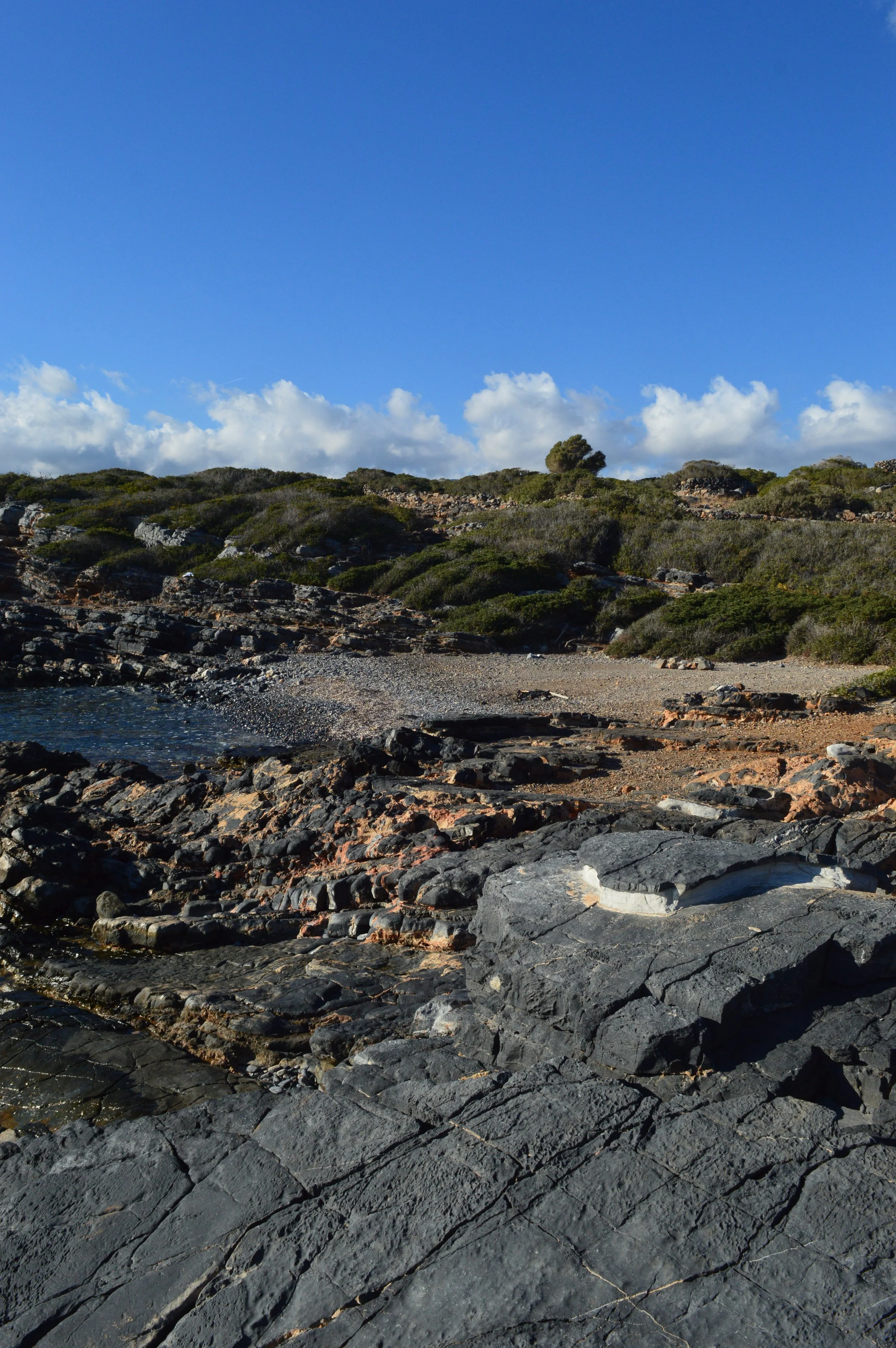 Dianiskari-beach-elounda-agios-nikolaos-crete-greece-best-beaches-in-agios-nikolaos (5).JPG