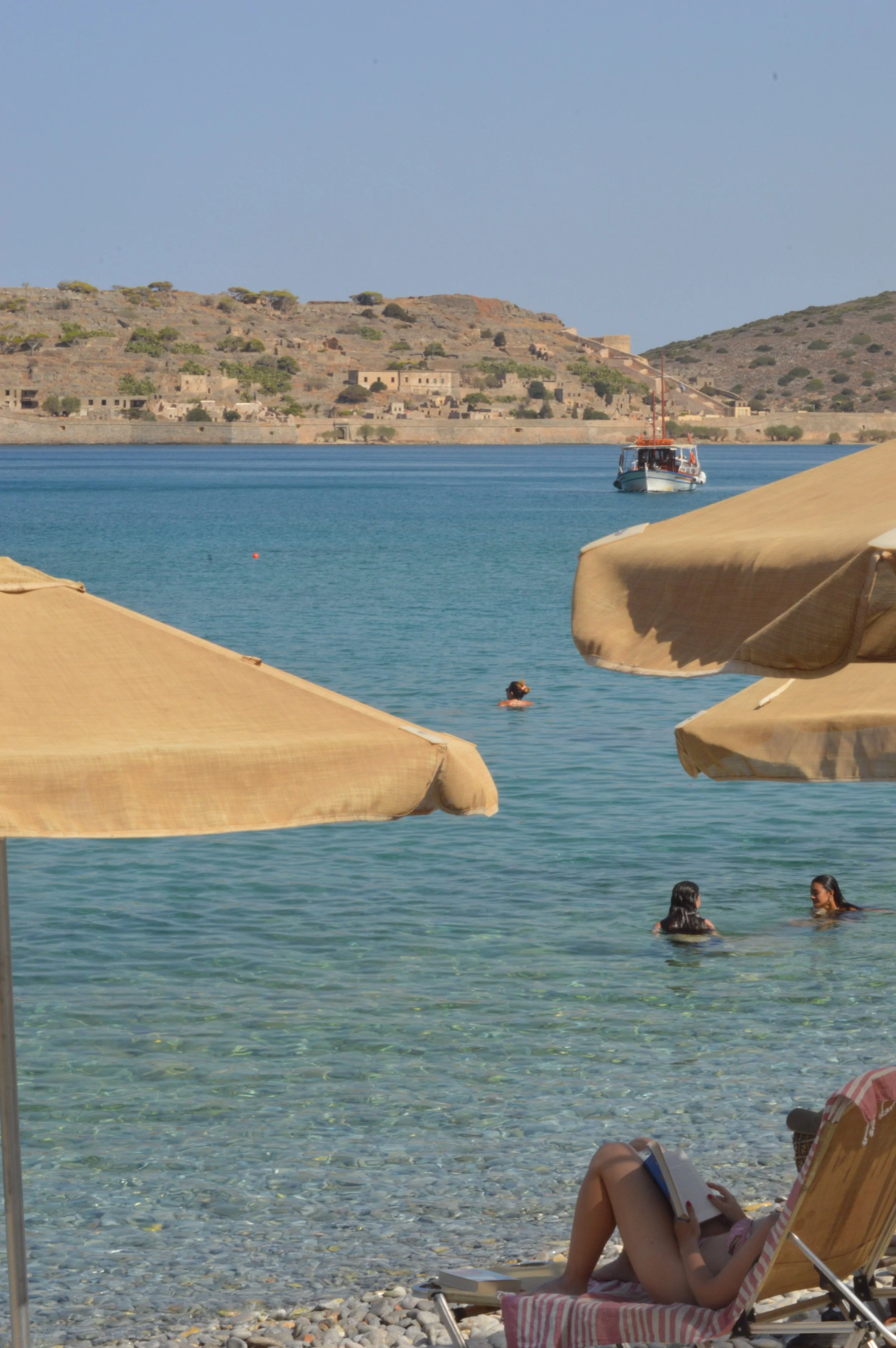 plaka-beach-Agios-Nikolaos-crete (20).JPG