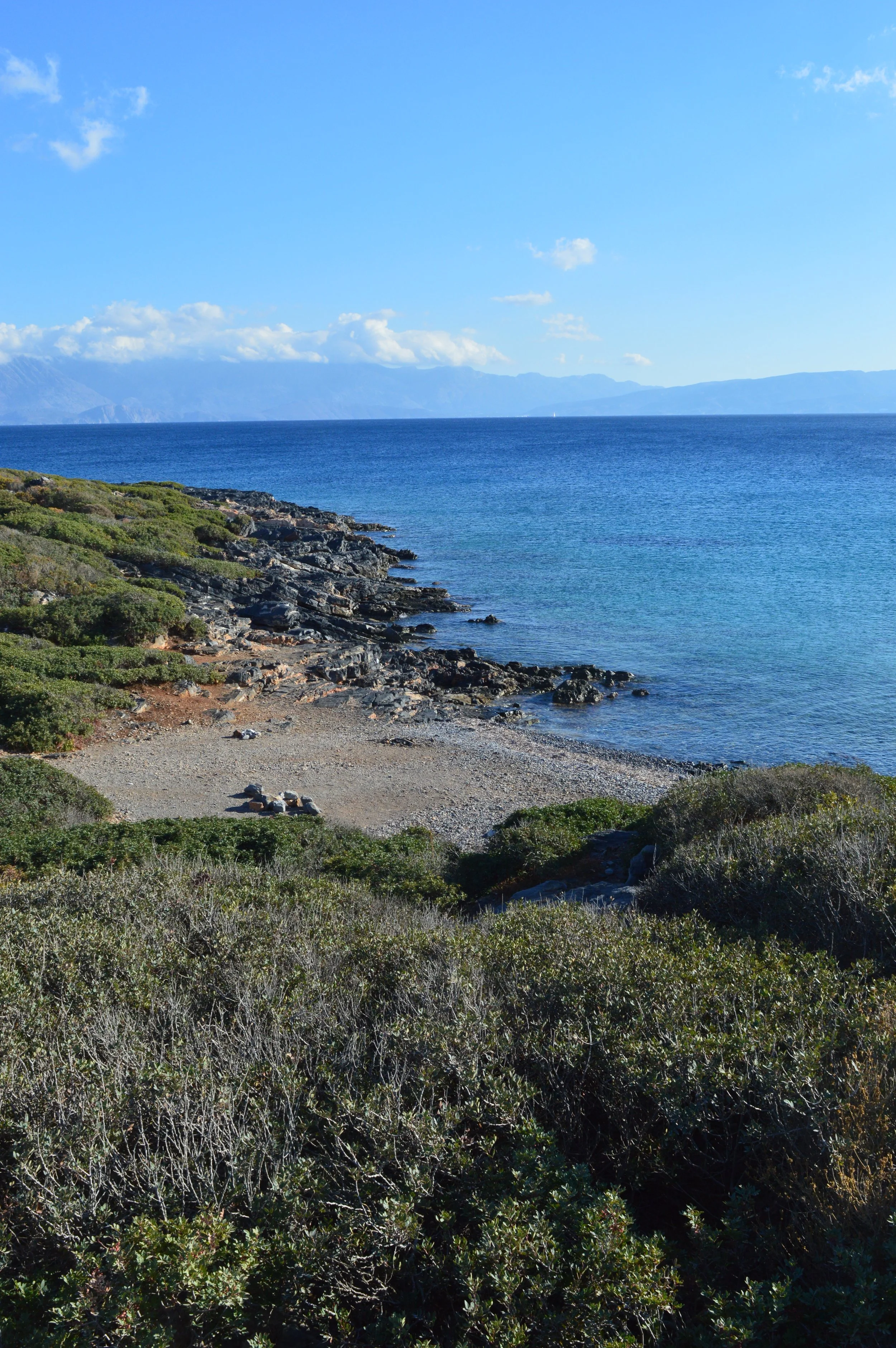 Dianiskari-beach-elounda-agios-nikolaos-crete-greece-best-beaches-in-agios-nikolaos (1).JPG