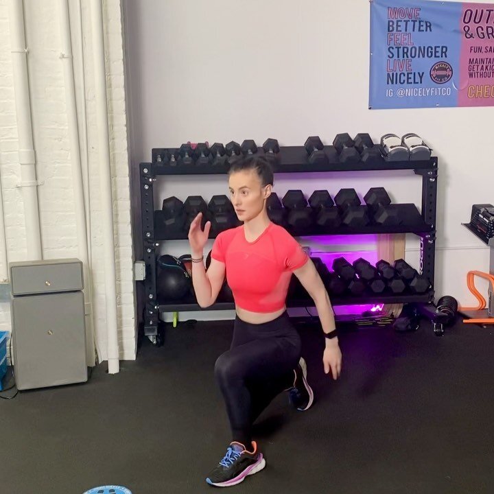 HIIT Me Up! This full-body HIIT workout will get your endorphins pumping and sweat dripping in just 20.5 minutes. 💦 The 30 extra seconds are for reminding yourself how much of a badass you are.💪

Make sure to hit SAVE 💾 and double-tap &hearts;️ so