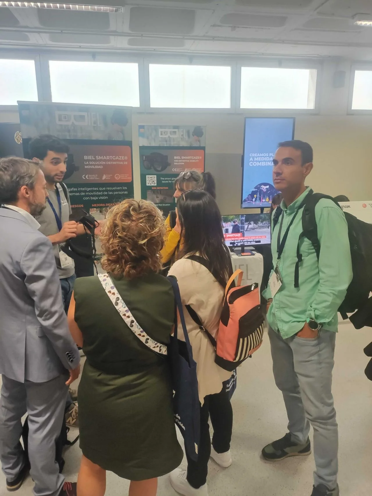 SEEBV_congreso_stand2.jpg