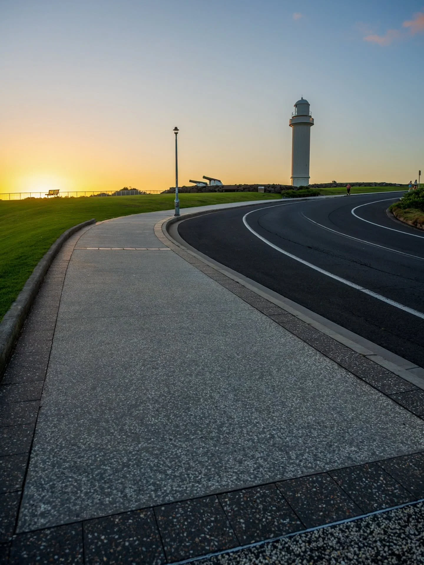 Some images from a walk around Flagstaff Hill this morning and a bonus one from a dull day shooting at the harbour last week. That one is an 8 minute exposure with some photoshop work to remove the horizon. This morning I only took 24 images, some of