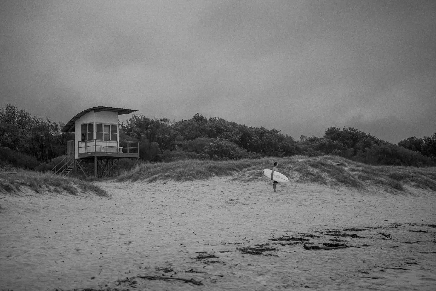 Couple of images from a very dreary shoot on Corrimal Beach earlier this month. Didn't find much of interest on this morning, but I'm still getting a blog ready to go with the rest of the shots for those signed up for my monthly emails. Head to www.t