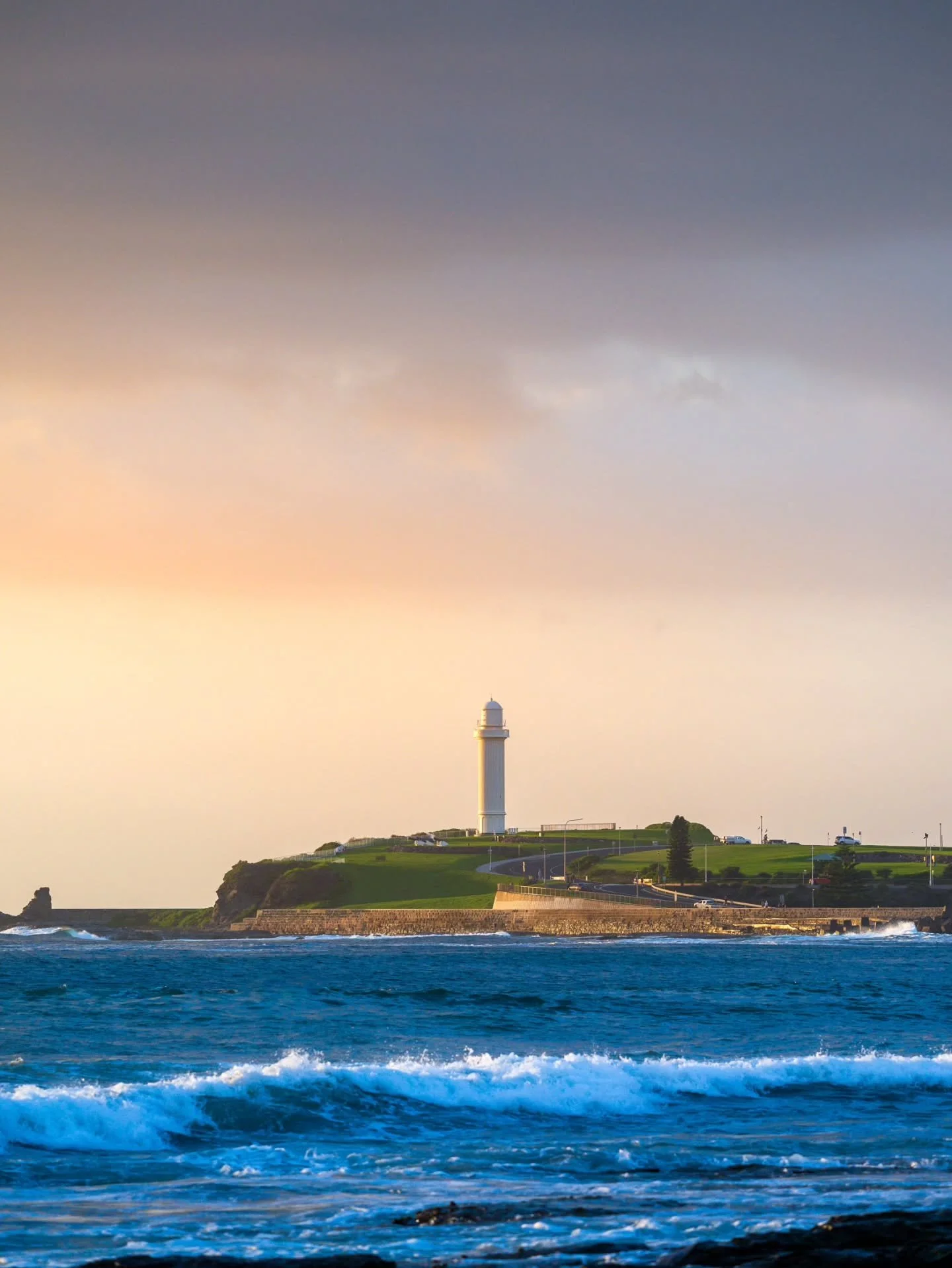 A couple of images captured from the rocks in front of the lagoon a couple of weeks ago. One of my favourite places to shoot water flow. Working on the blog post for this shoot over the weekend, was a busy month with 6 shoots completed.

Make sure yo
