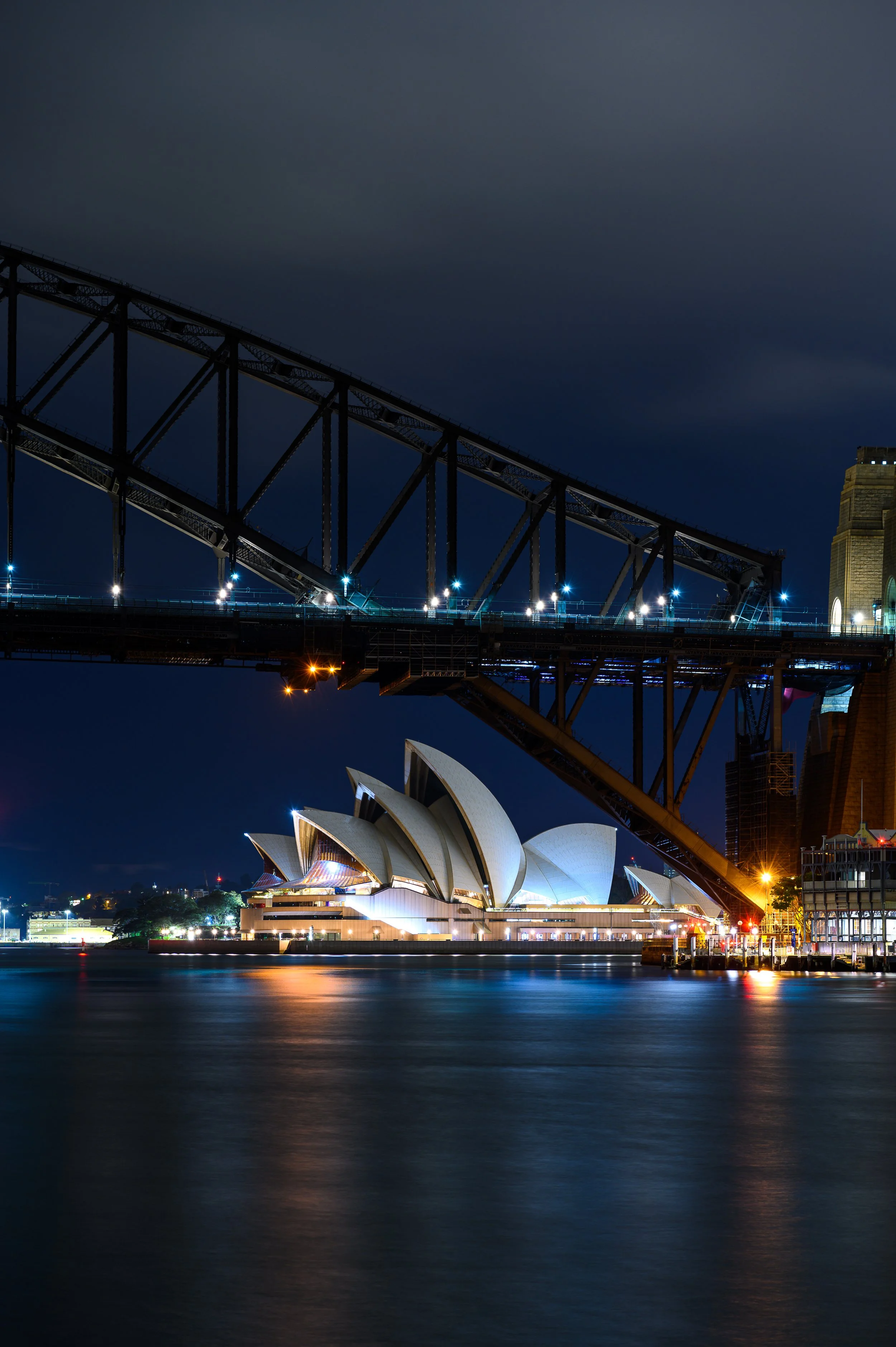 FramedOperaHouse105mm.jpg