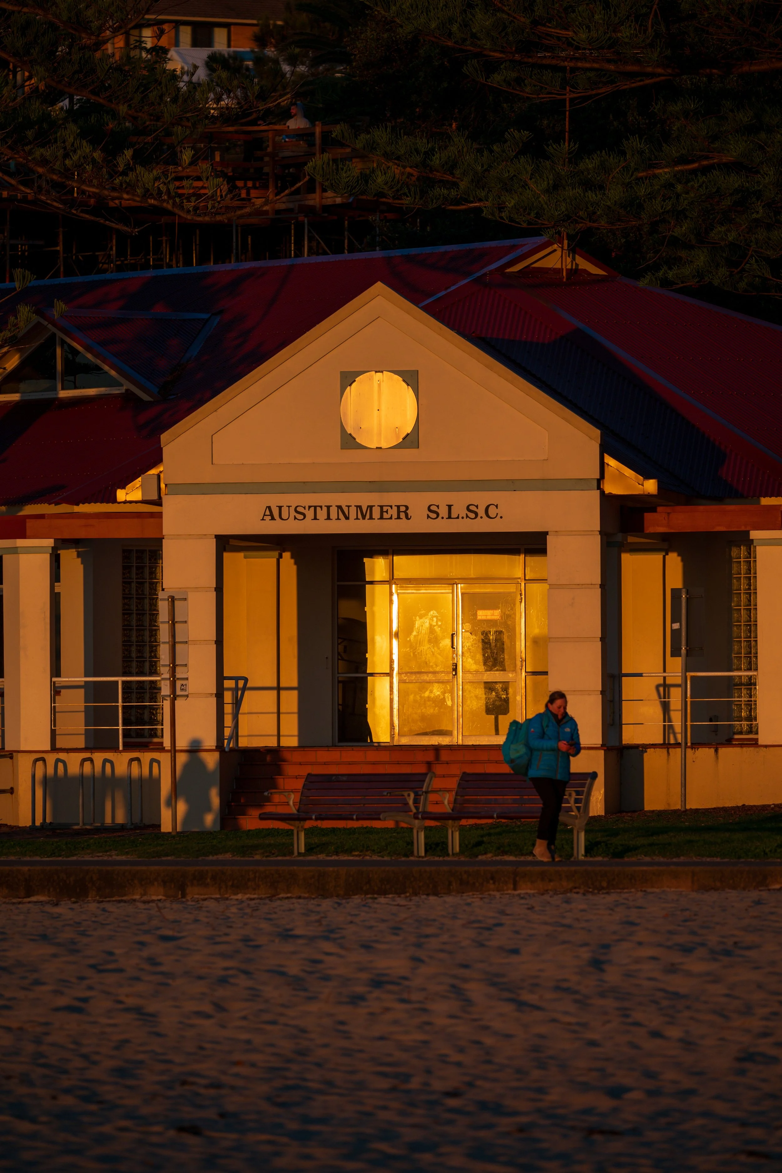 Glowing Austinmer 29-07-2026-27.jpg