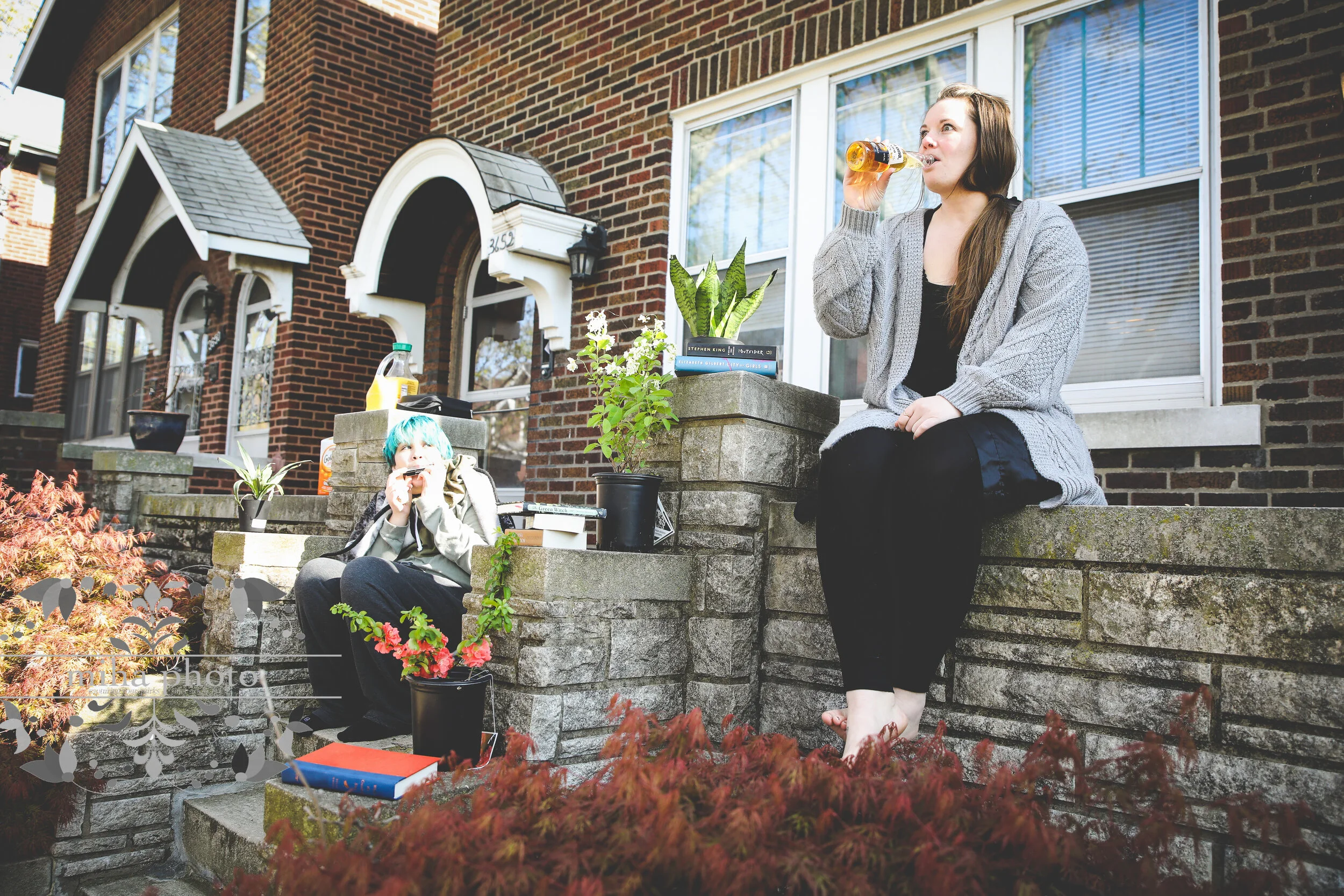 Coronas, Cats, Goldfish &amp; Twerking     |     Megan &amp; Eli "Quarantine Candids" 4.15.20