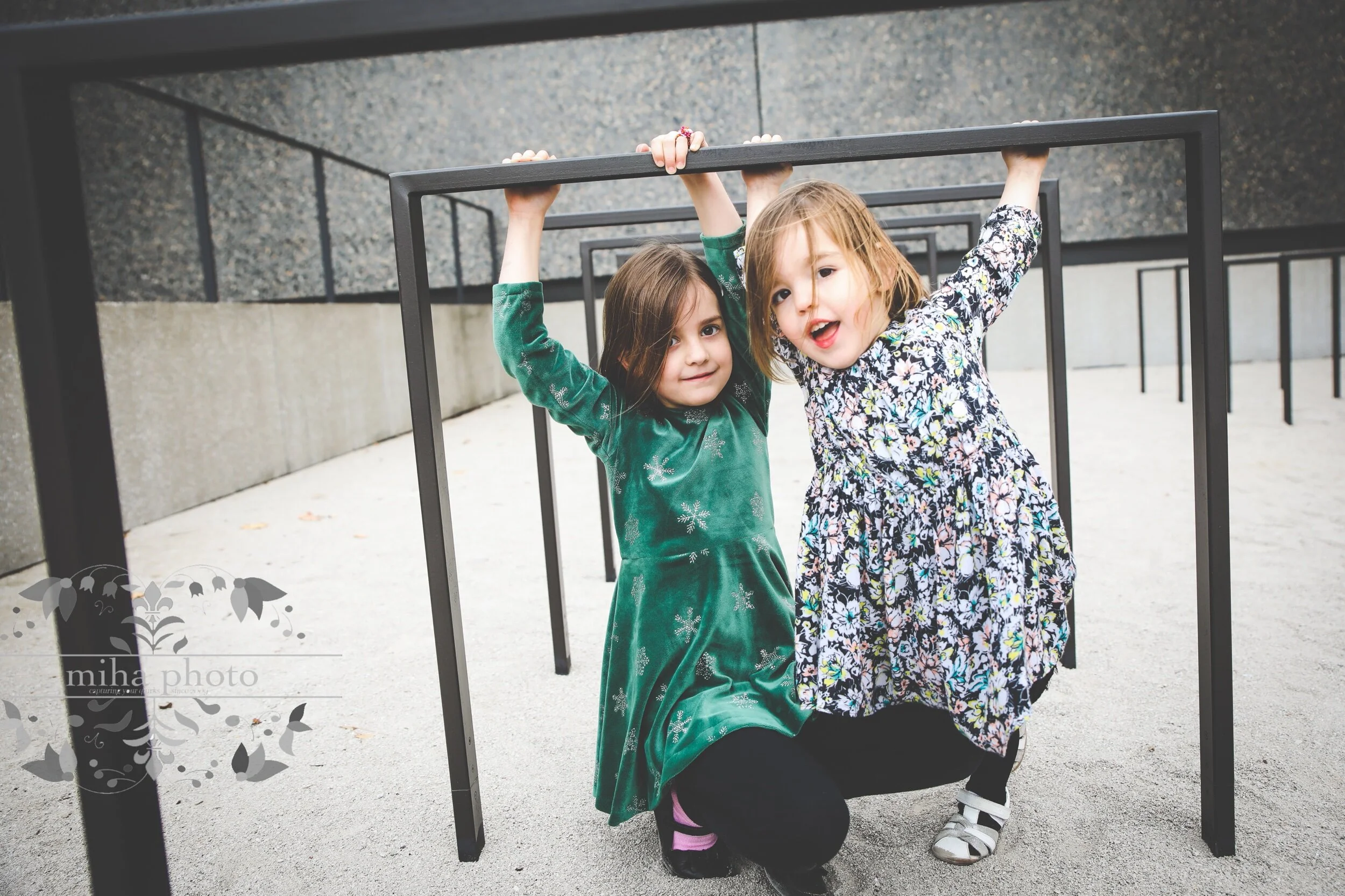 2 Goofball Sisters!     |     Mikhova 11.8.20