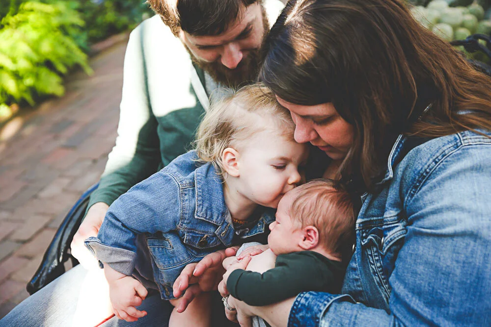 Mihaphoto.com Newborn Moreshead.jpg