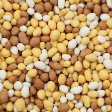 Borrelnootjes out of the bag.  Easy to eat and yummy!