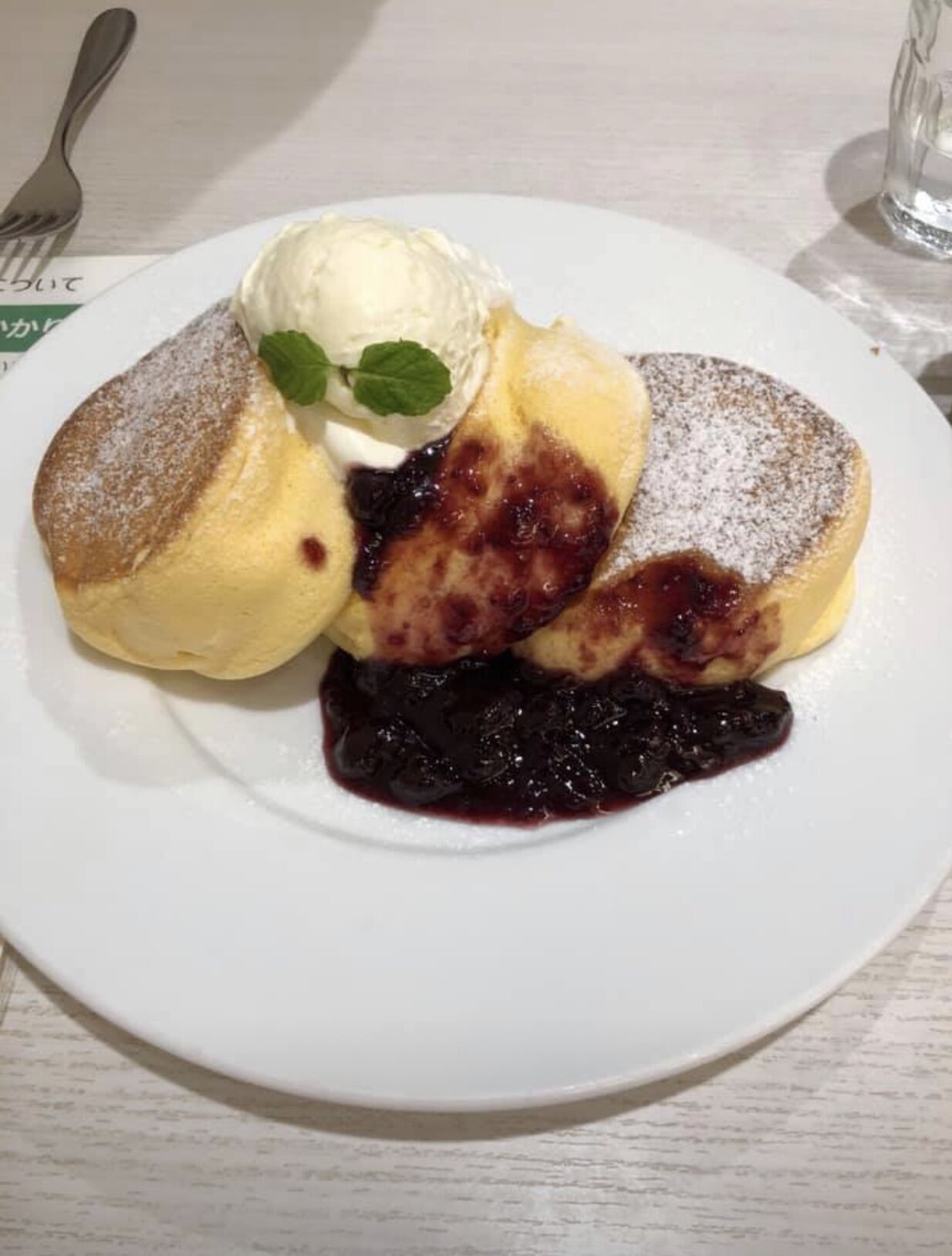 Fluffy pancakes in Japan