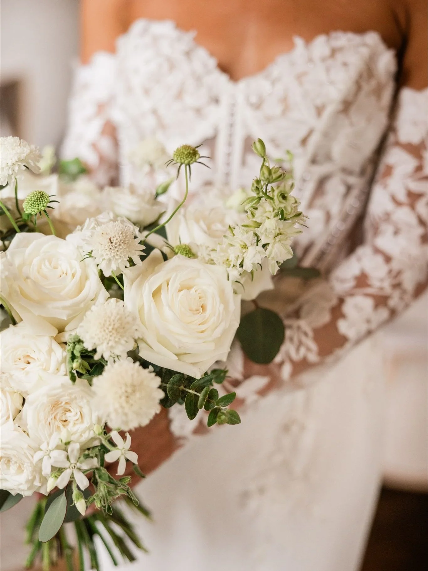 celebrating A + M 🤍 &amp; ended the night with @dicksdrivein in the booth 🍔🍟

Photography // @intodustphotography
Coordination // @perfectlyposhevents
Venue // @chateaulill
Florist // @fena_flowers
Catering // @aplatinumeventscateringseattle
Oyste