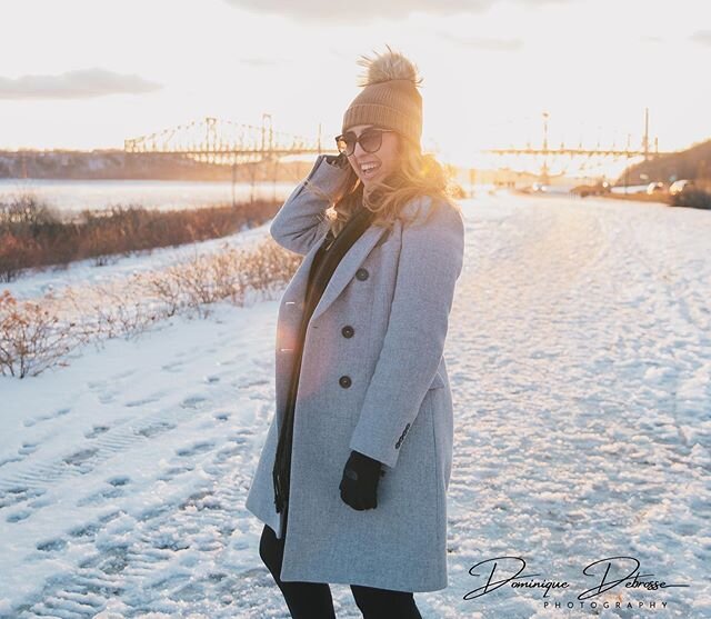 Quelques photos avec @saoussene.z &agrave; c&ocirc;t&eacute; du @fleuvestlaurent au #coucherdesoleil! 
#soleil #smile #photography #portrait #portraitphotography #woman #vision #fleuvestlaurent #quebeccity #quebec #boulevardchamplain #happy #nature #