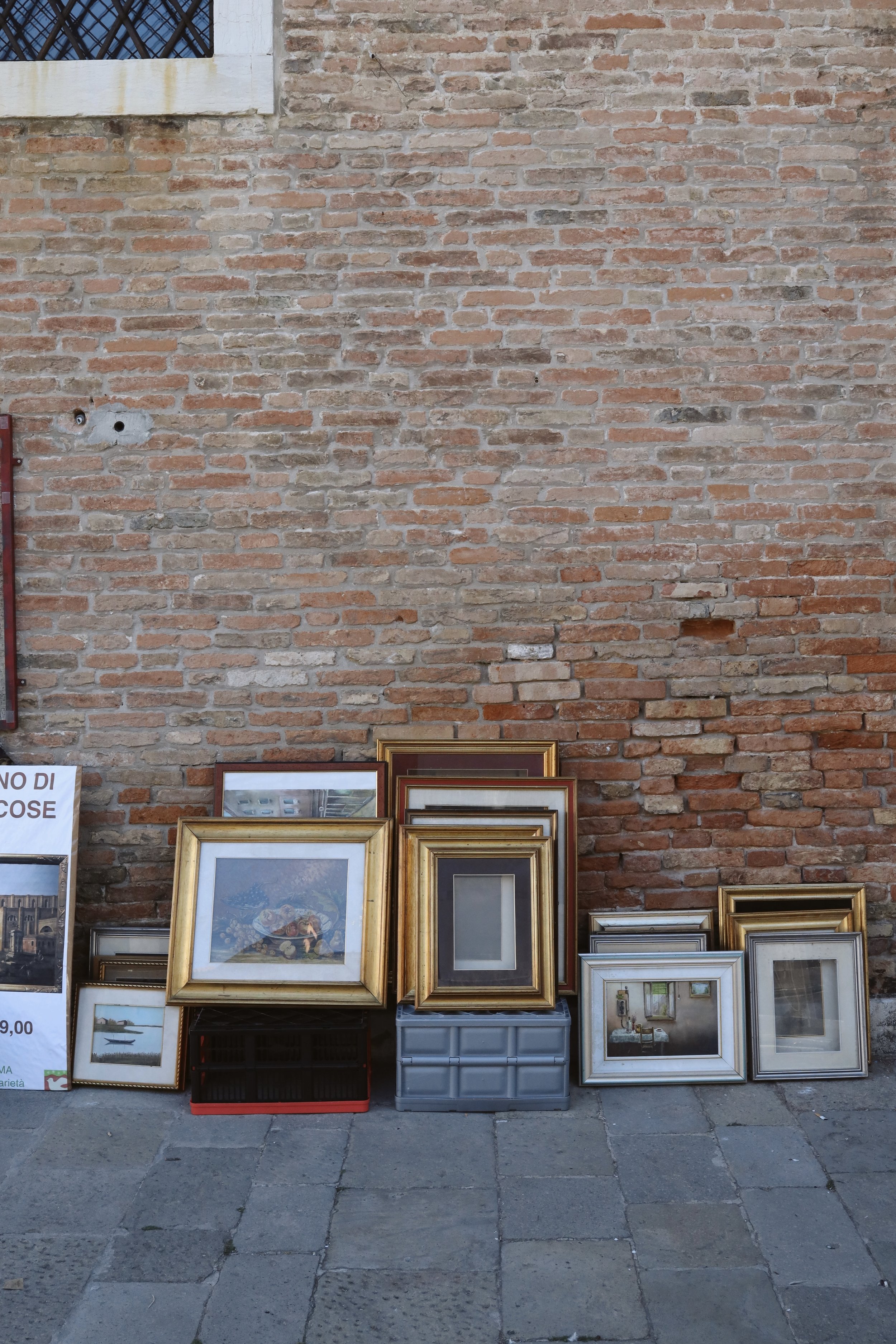 Tezza-3539 2.jpg
