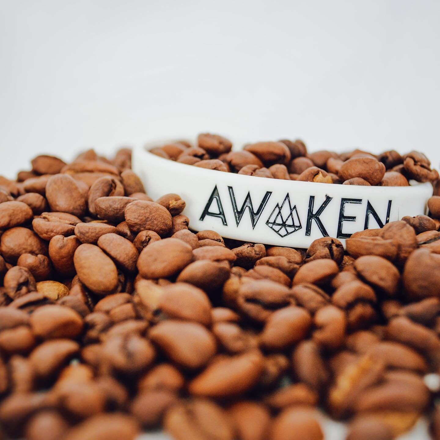 ...it&rsquo;s almost 11 o&rsquo;clock and you&rsquo;re crashing. 
Stay calm. We&rsquo;ve got just what you need. Head over to awakenroasting.com and grab yourself an afternoon pick-up.

#dontsettleformediocre
#awakencoffeeroasters