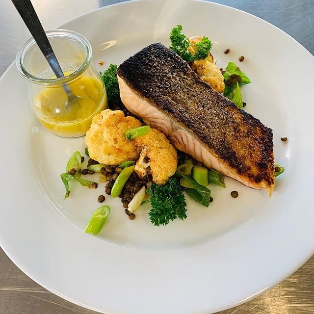 Salmon with roasted cauliflower, lentils and a verjuice and mustard dressing. On the menu next week for my Bayside followers #nickishomekitchen #deliciousfreshhealthy #salmon #bayside #roastedcauliflower