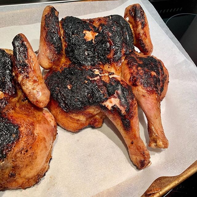 Barbecued butterflied Mexican style chicken. Rubbed in Mexican spices and with that lovely charred barbecue flavor. Yuuum #nickishomekitchen #deliciousfreshhealthy #mexicanchicken #barbequechicken #bayside