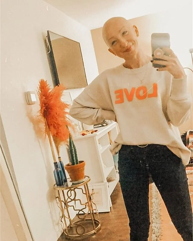 Let&rsquo;s talk about 𝐋 𝐎 𝐕 𝐄⁣⁣
⁣⁣
Everyone talks about &ldquo;self love&rdquo; like it&rsquo;s an easy thing, but it&rsquo;s a daily practice. Building that confidence and living it out in a daily way takes time. So with that said, be kind to y