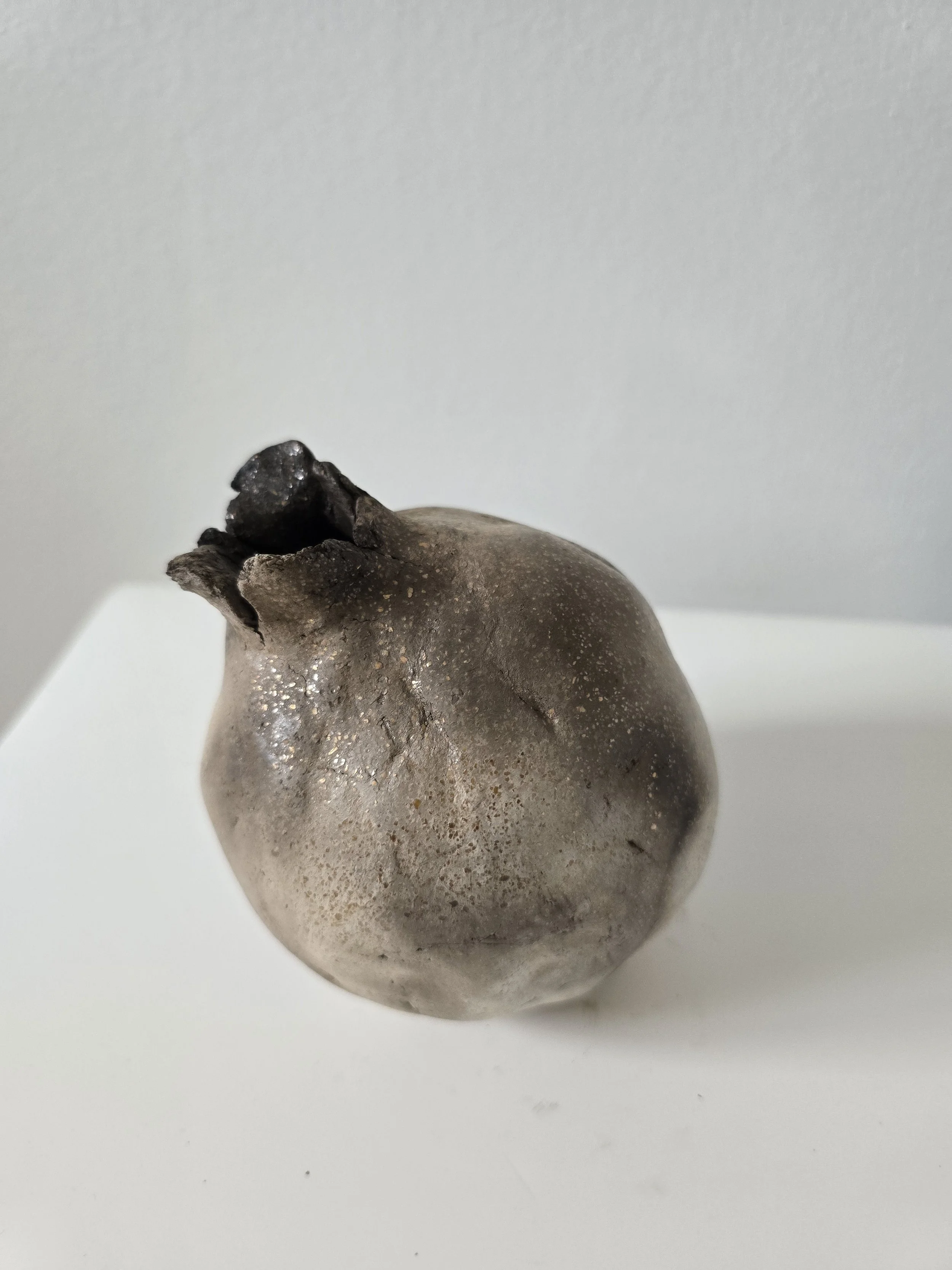 primitive pomegranate (white)
