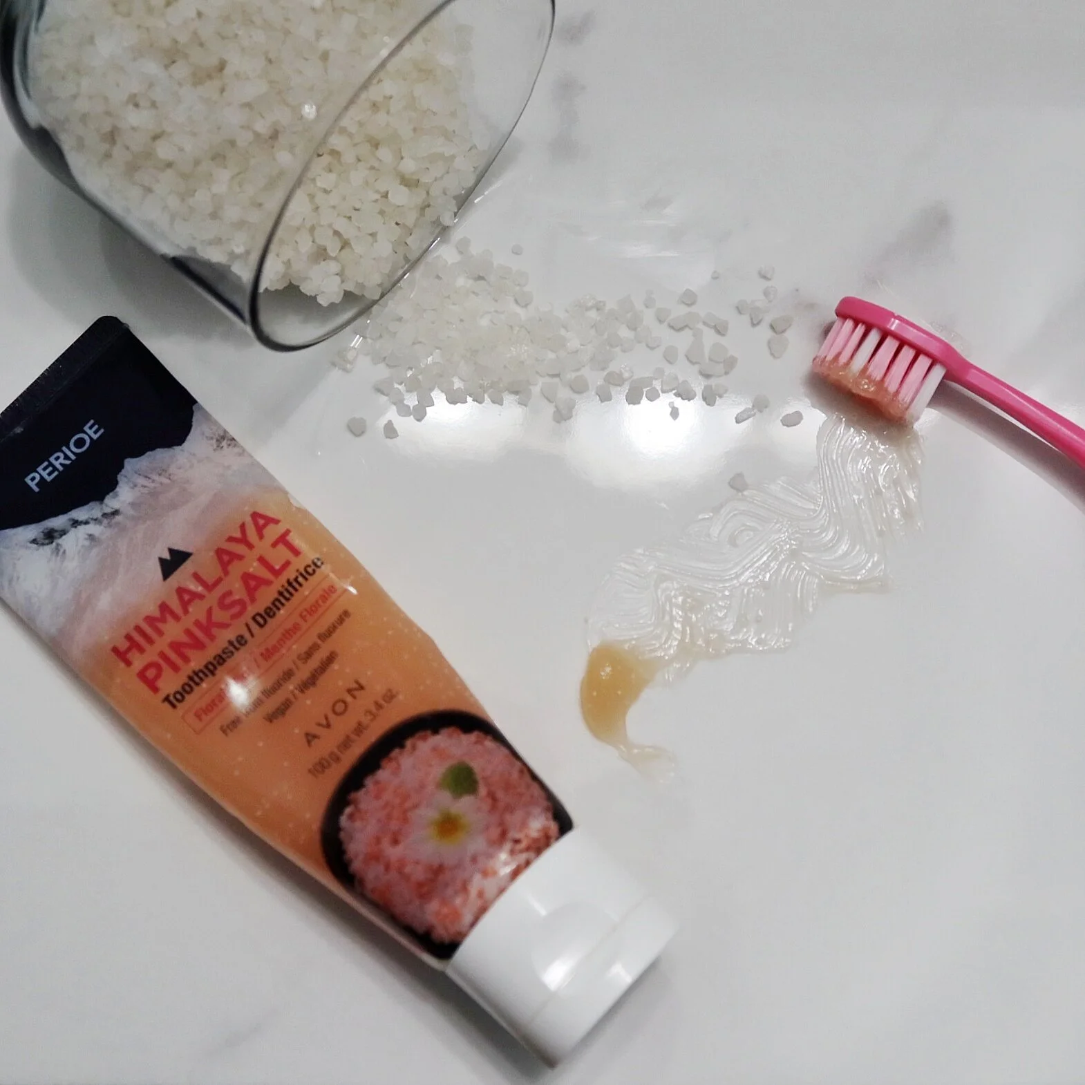 Avon Perioe Himalaya Pink Salt Oral Care