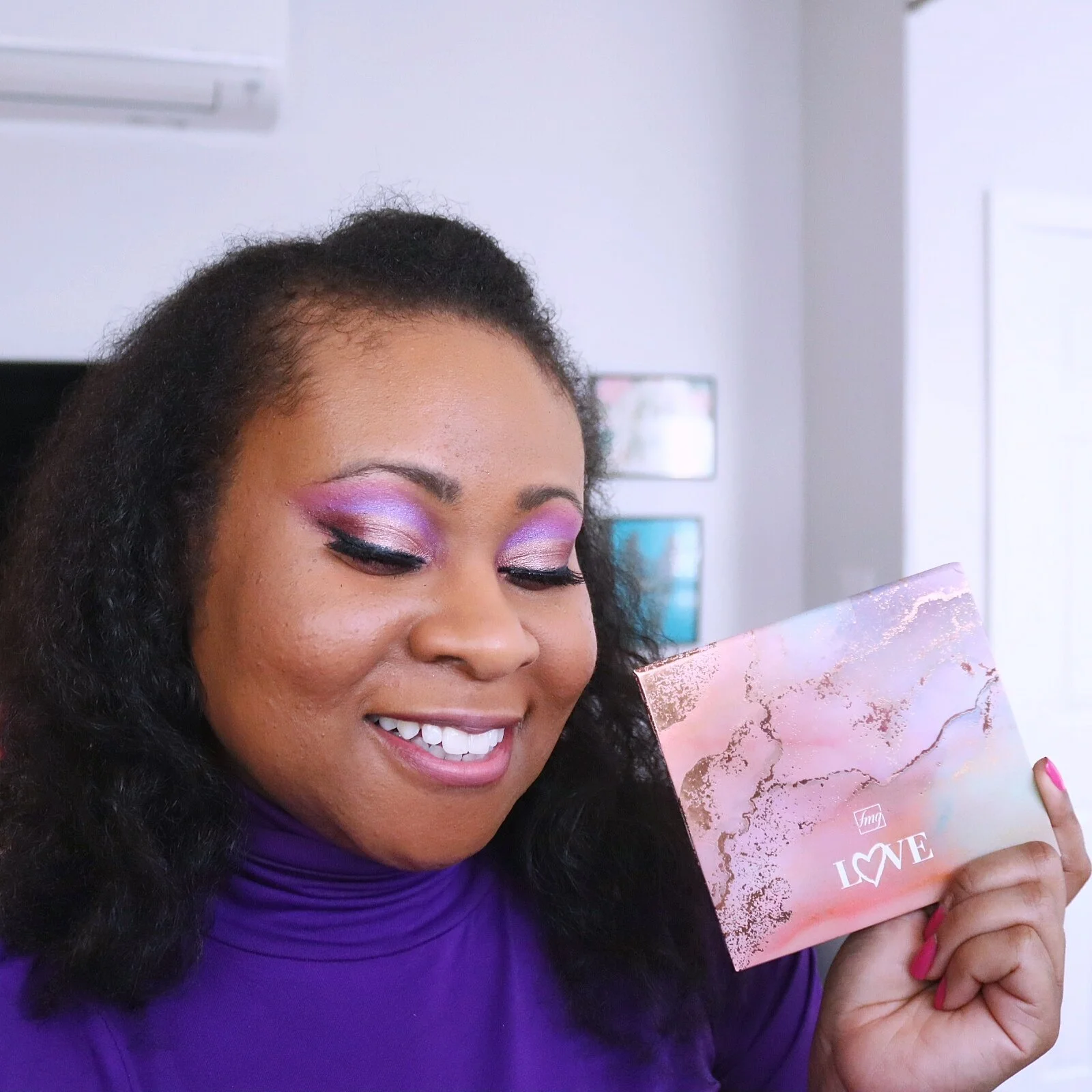 Fluorescent Purple Colors of Love Cut Crease Eyeshadow