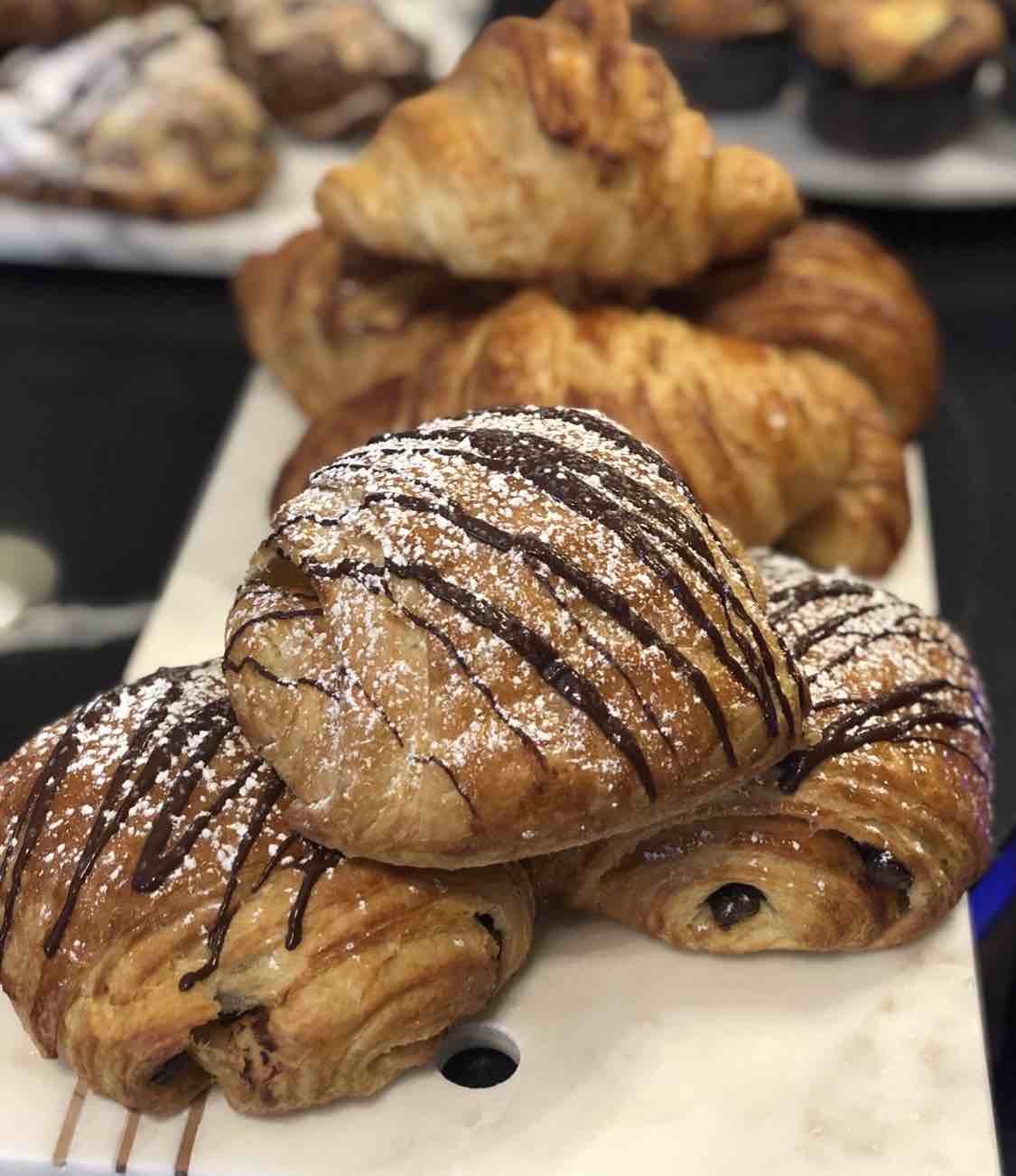 chocolate croissant.jpg